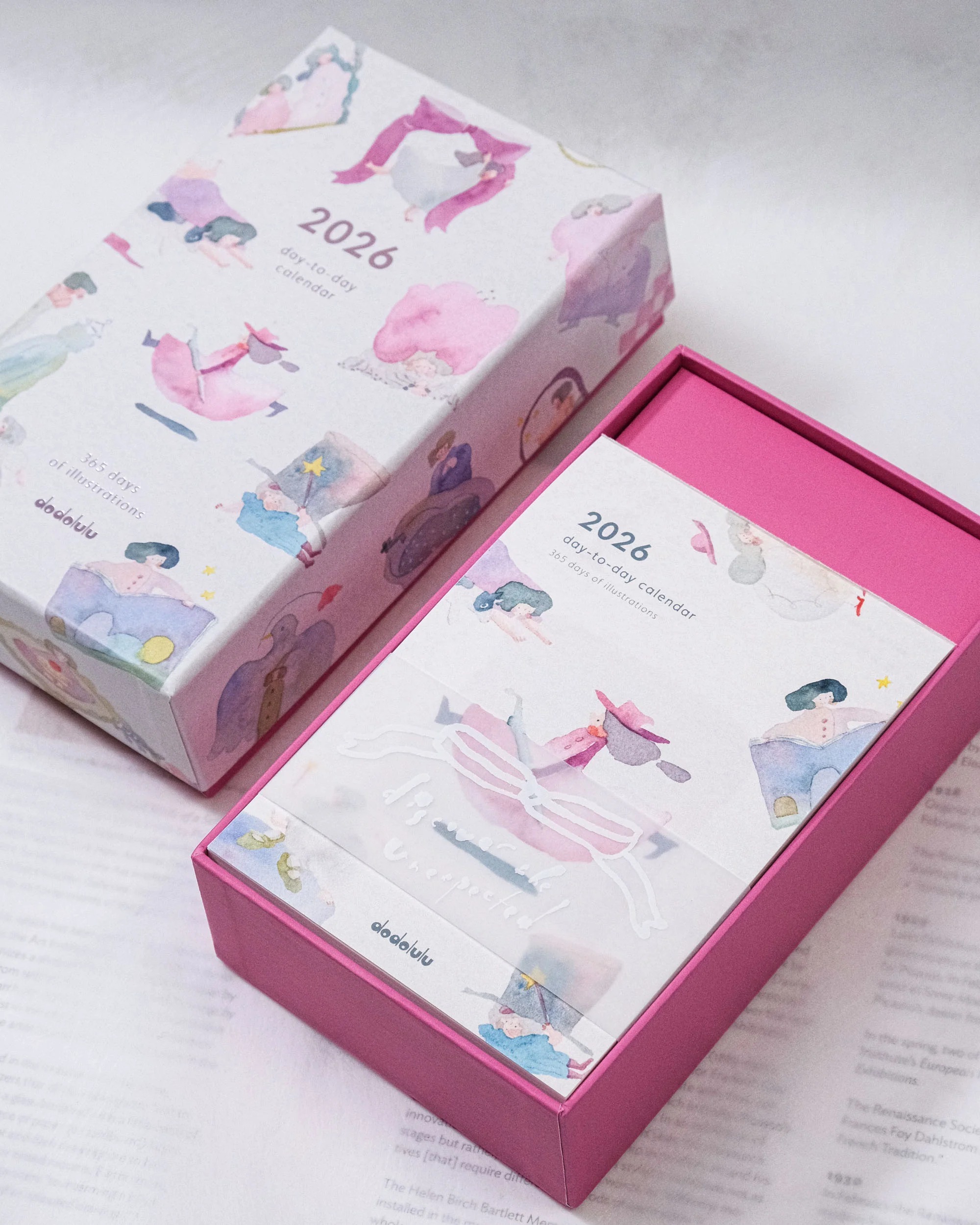 香港｜Dodolulu 2026每天一頁的插畫桌曆 365女孩日曆