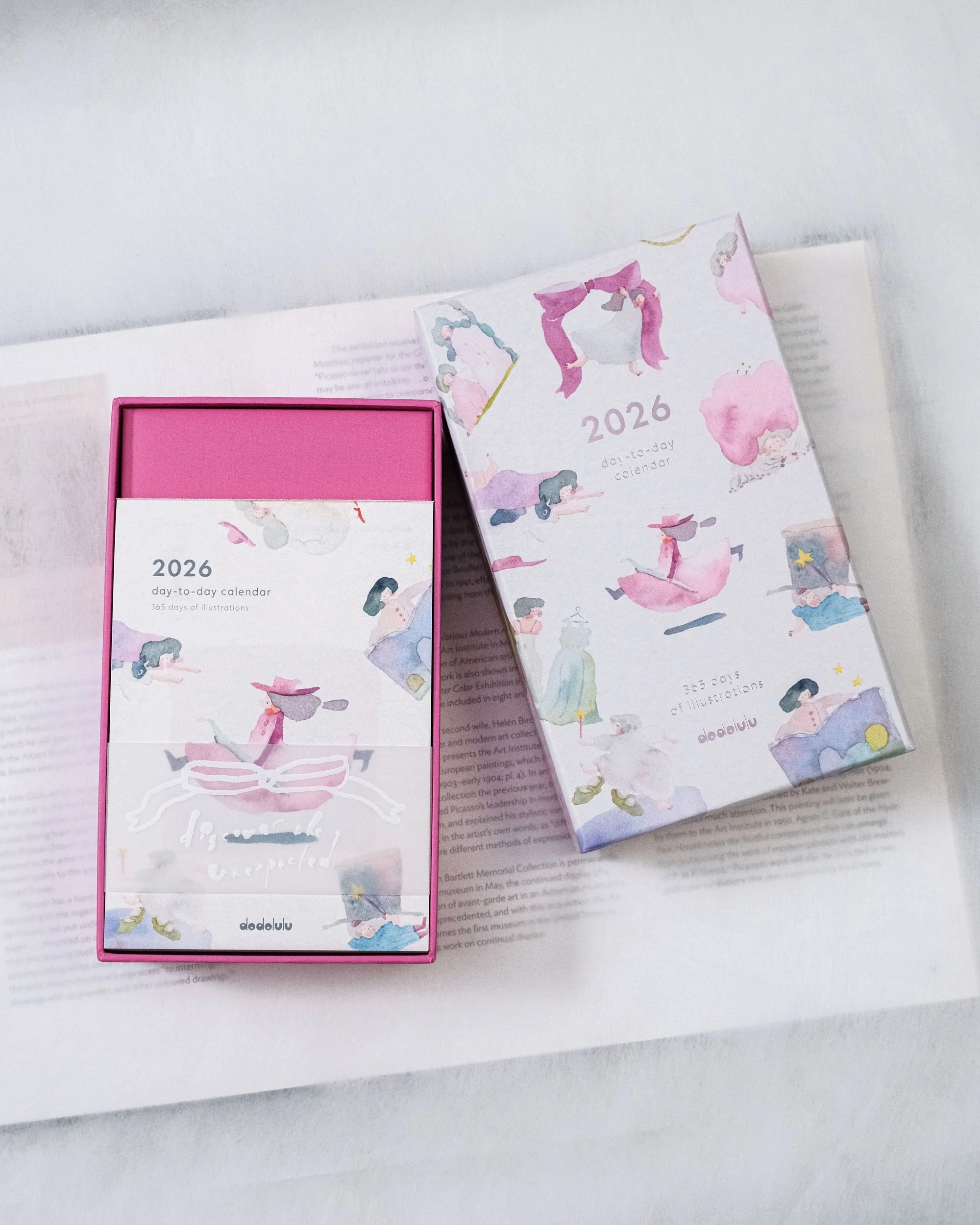 香港｜Dodolulu 2026每天一頁的插畫桌曆 365女孩日曆