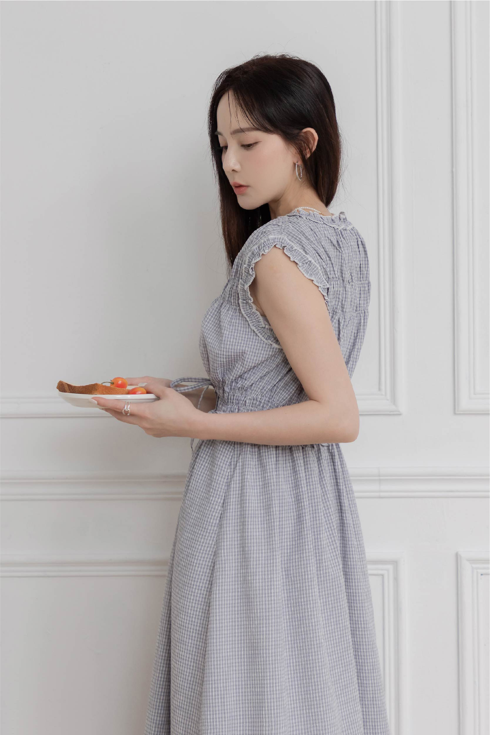 野餐風抓皺無袖格紋洋裝