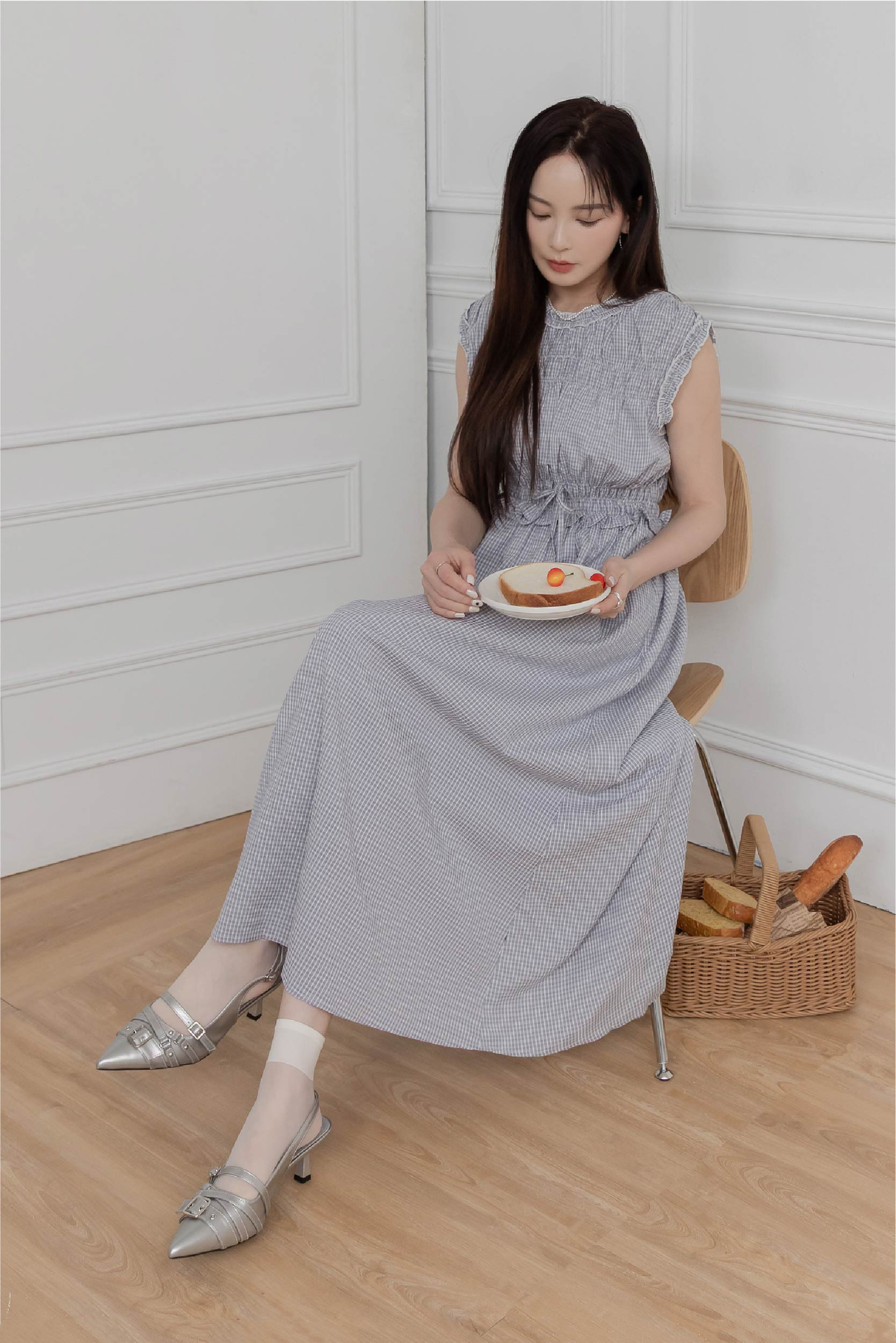 野餐風抓皺無袖格紋洋裝