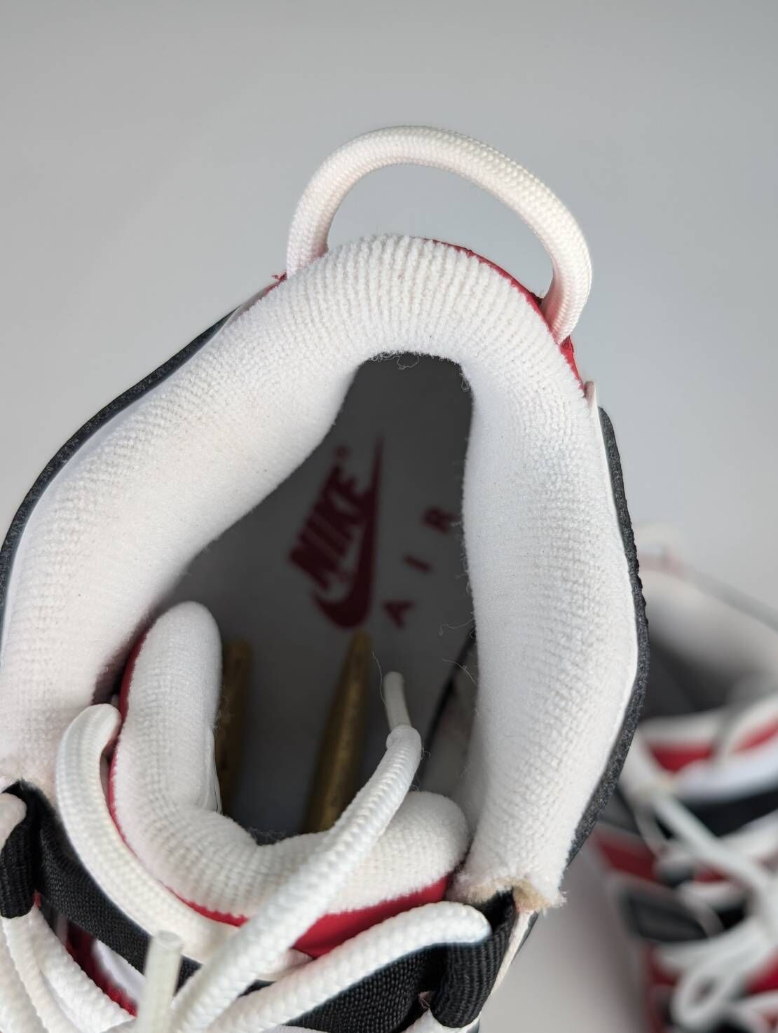 微瑕疵-左右腳鞋底、鞋口髒汙 415082-600/5.5Y Nike Air More Uptempo GS 紅黑 大AIR 大童