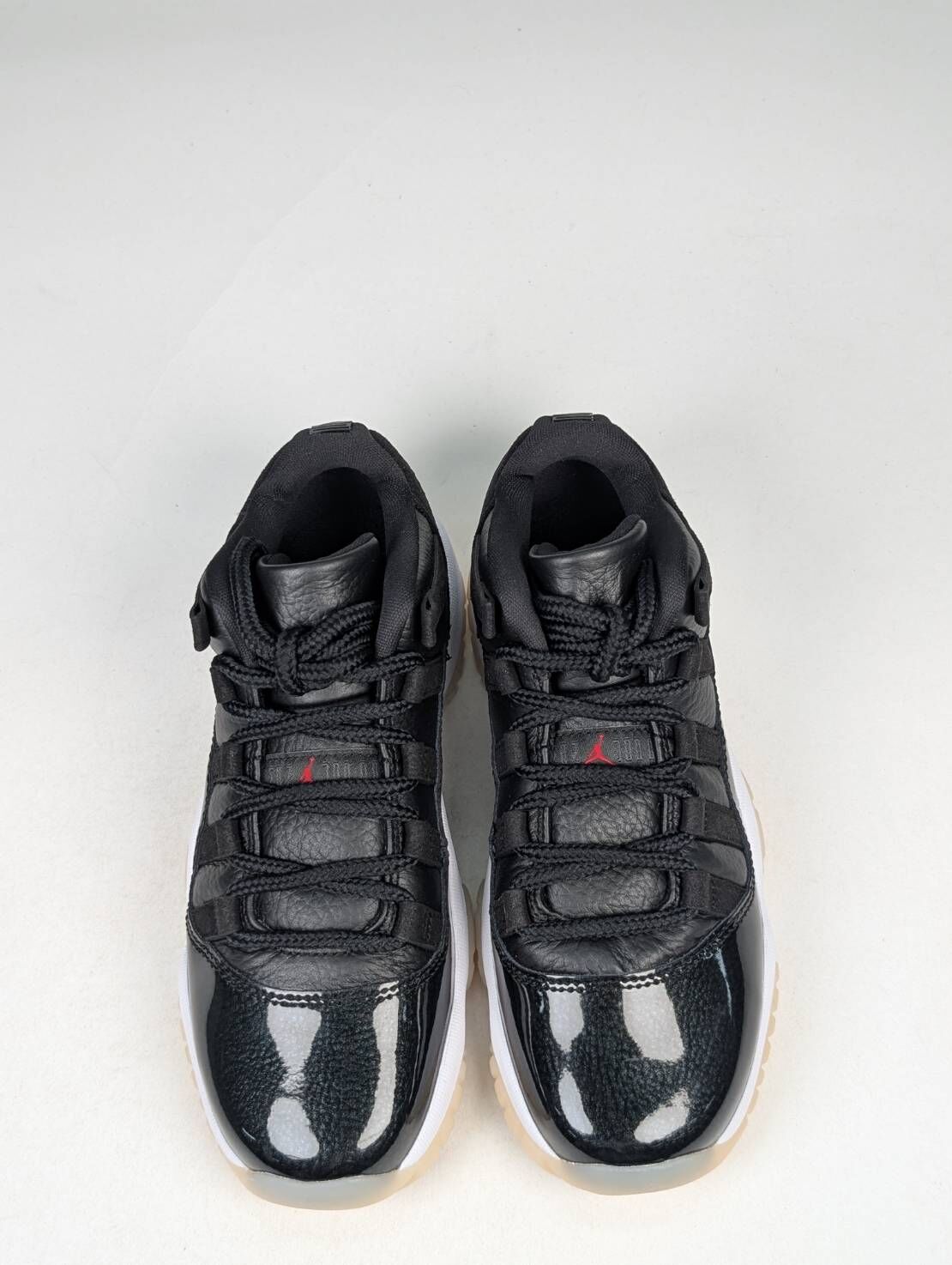 微瑕疵-左右腳鞋底泛黃&內標發黴 528896-001/5Y Air Jordan 11 Low GS " 72-10 " 經典 籃球鞋 女款