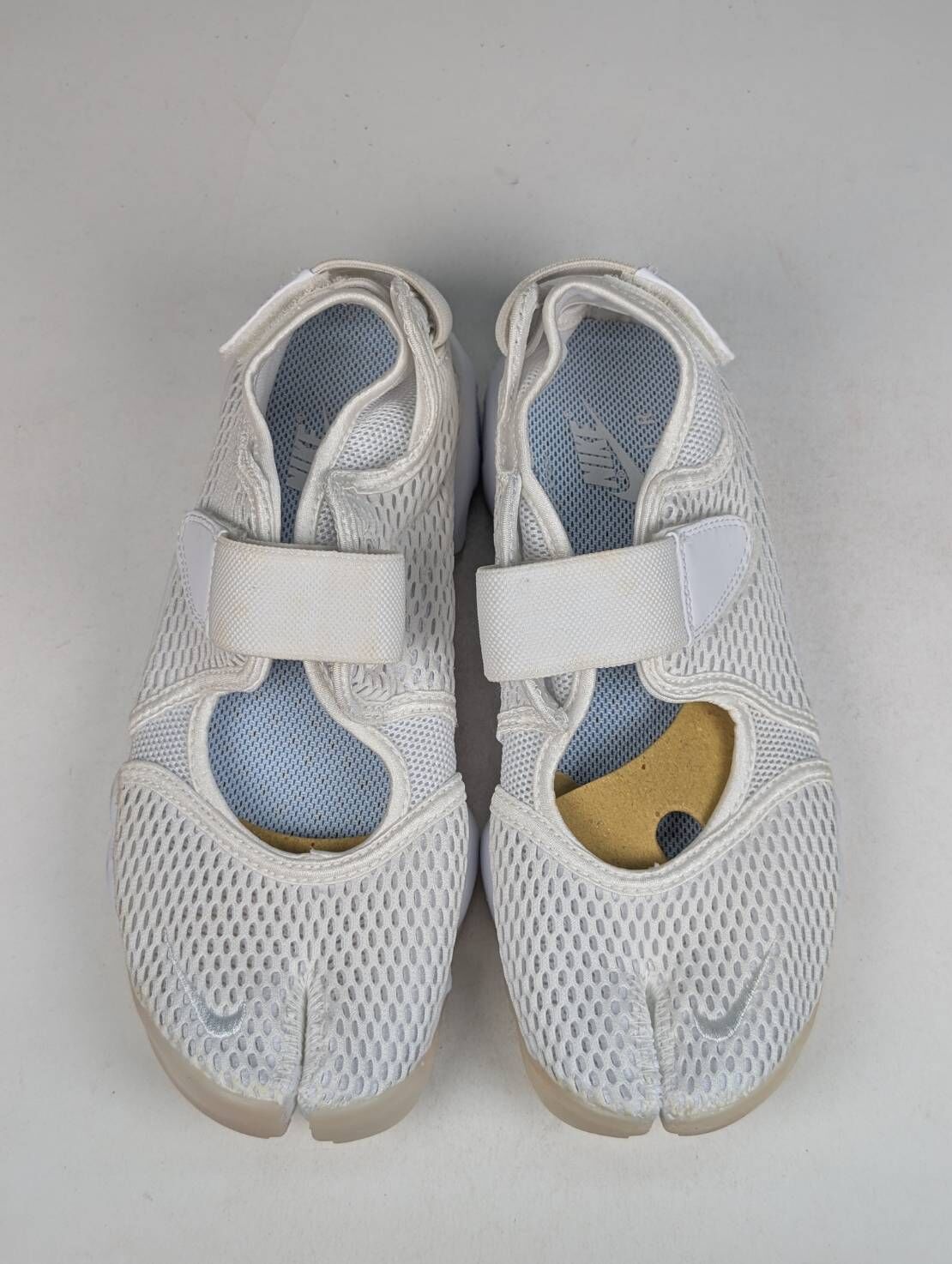 微瑕疵-左右腳鞋面鞋底泛黃 848386-100 W8  W NIKE AIR RIFT BR 忍者鞋 白色