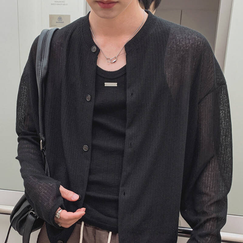 精緻帥哥夏天必備，冰絲防曬衣外套