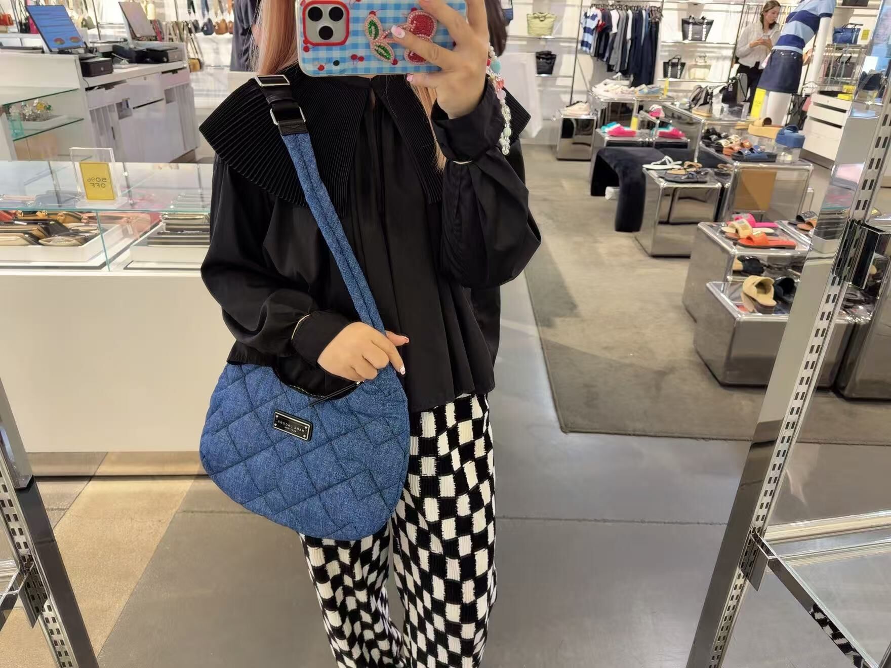 【預購】 H042751  Marc Jacobs 牛仔半月包