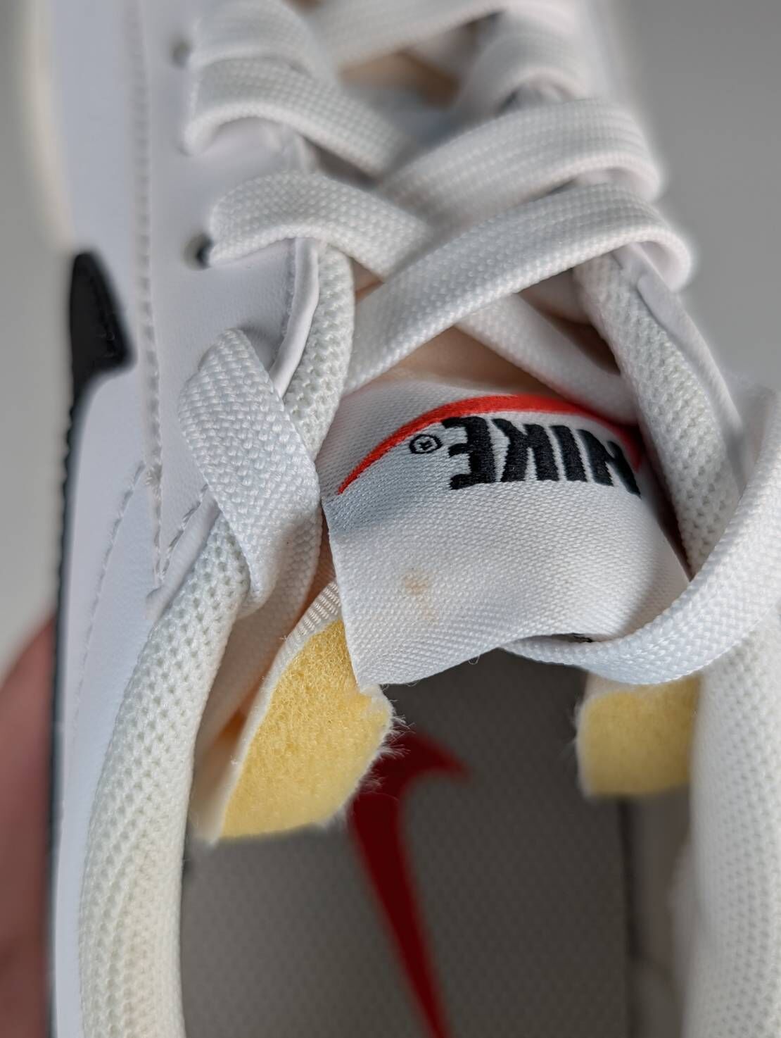 微瑕疵-左右腳鞋面色差、後跟泛黃&右腳鞋舌泛黃 DJ0292-101/8 NIKE BLAZER LOW 奶油白 黑白 經典 厚底 增高 女鞋