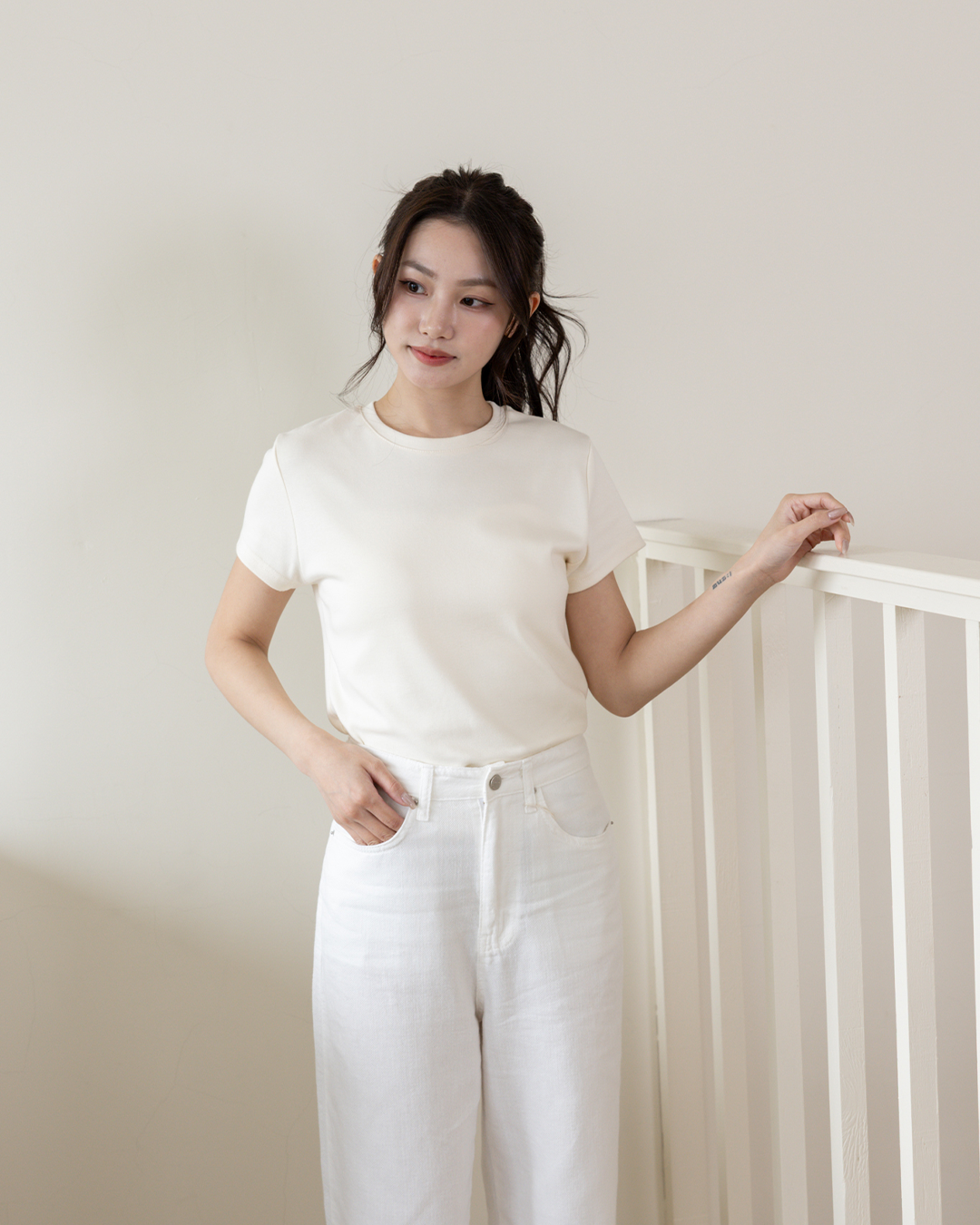 莫代爾日常親膚圓領Tee ( 4 colors)