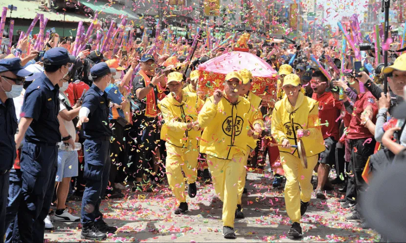 朝聖之路｜媽祖遶境與聖地牙哥朝聖