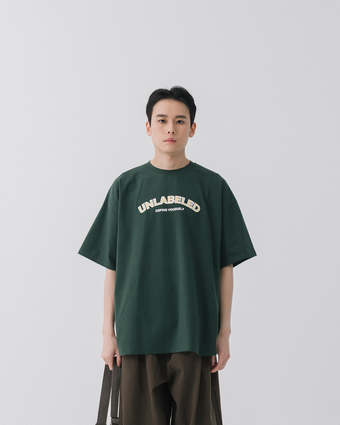 Cooling UNLABELED Applique Short-Sleeve Top, Available in Three Colors (1/2)【01190345】in stock+pre-order