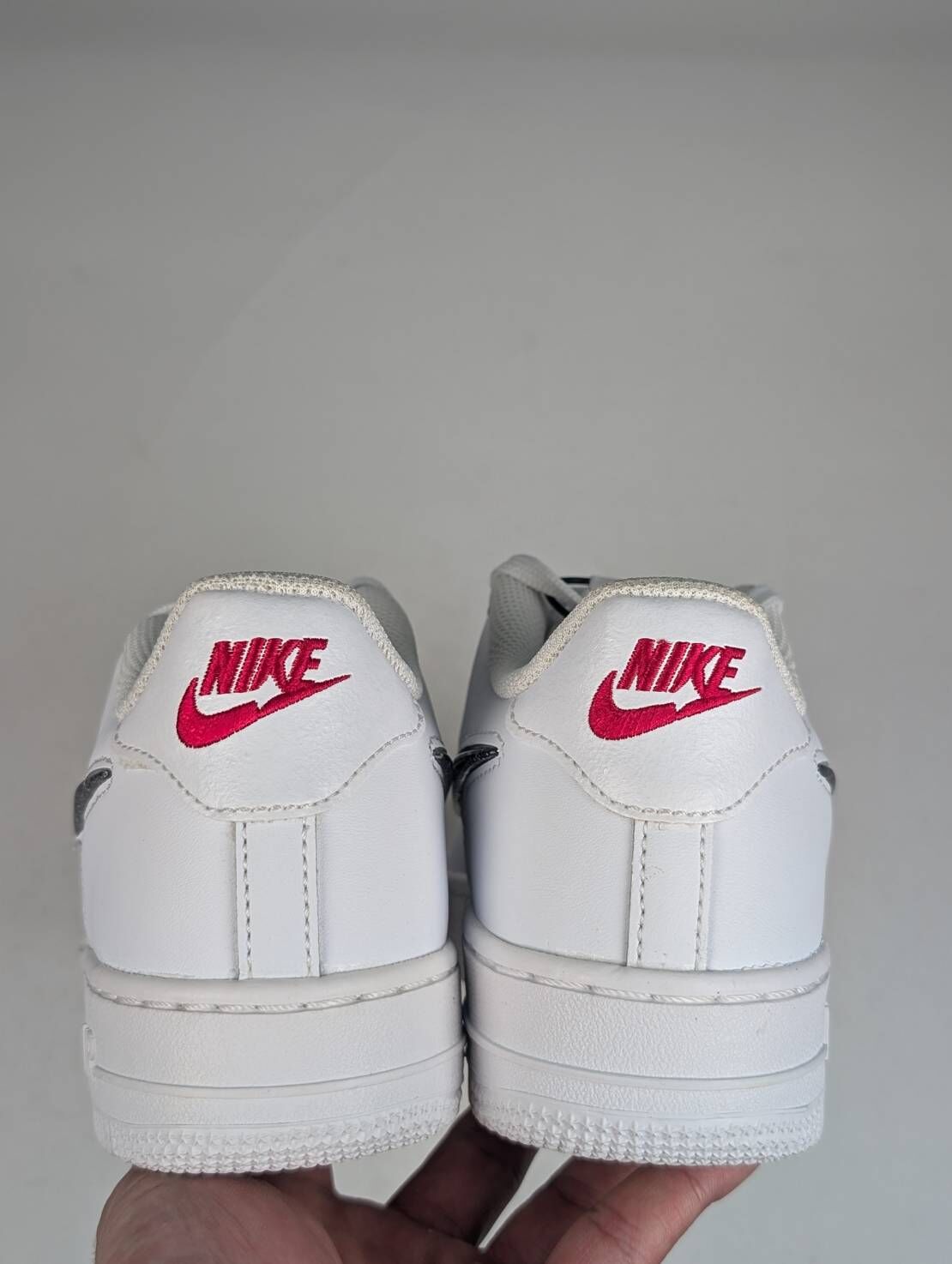 微瑕疵-左右腳色差左腳前頭破皮 DC9651-100 5.5Y Nike Air Force 1 LV8 GS '' Silver '' 銀勾 全白 女款