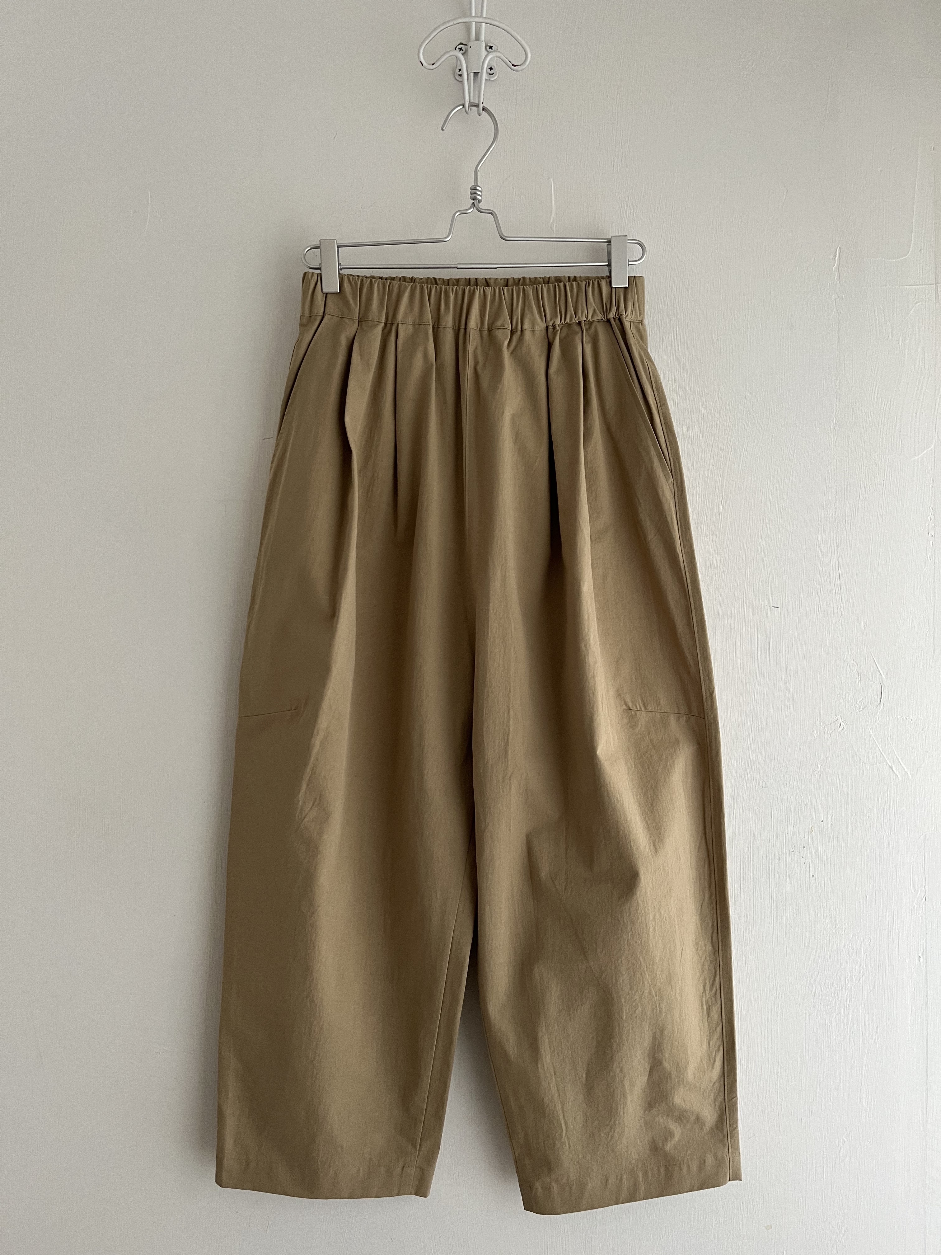 日本製DIARIES卡其色全橡筋闊褲