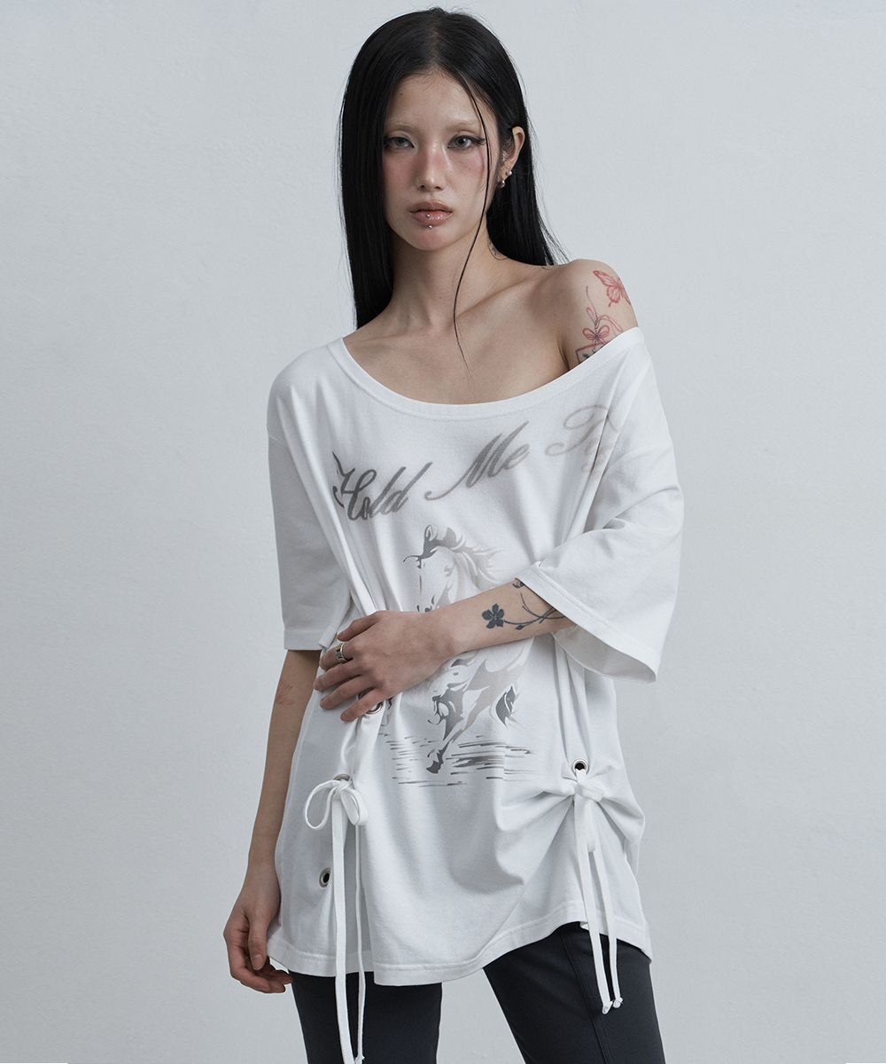 AS YOU ARE 馬紋鏤空寬版 T-Shirt 白色 AS26SMTOP01WH