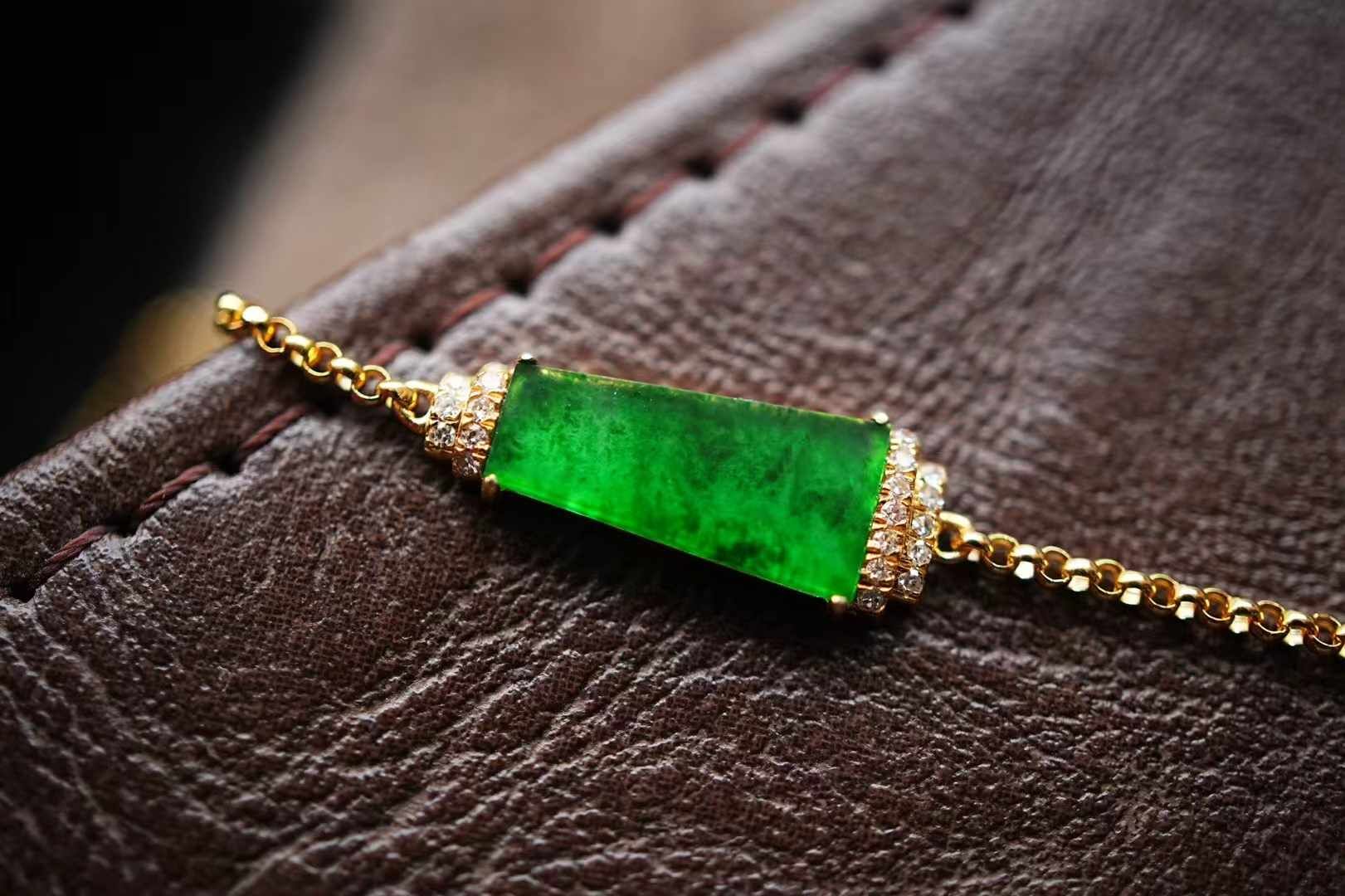 414822 翡翠冰種陽綠無事牌手鏈