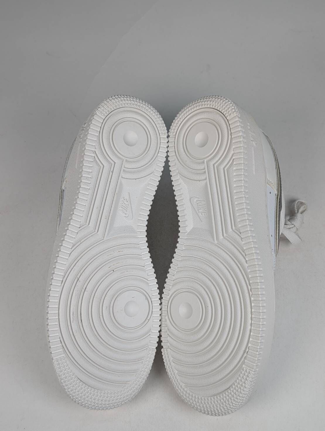 微瑕疵-左右腳中底鞋面泛黃 DH9595-001 6Y Nike Air Force 1 1s Double Up On The Pull Tabs Swooshes 雙層勾勾 米白 金 女款