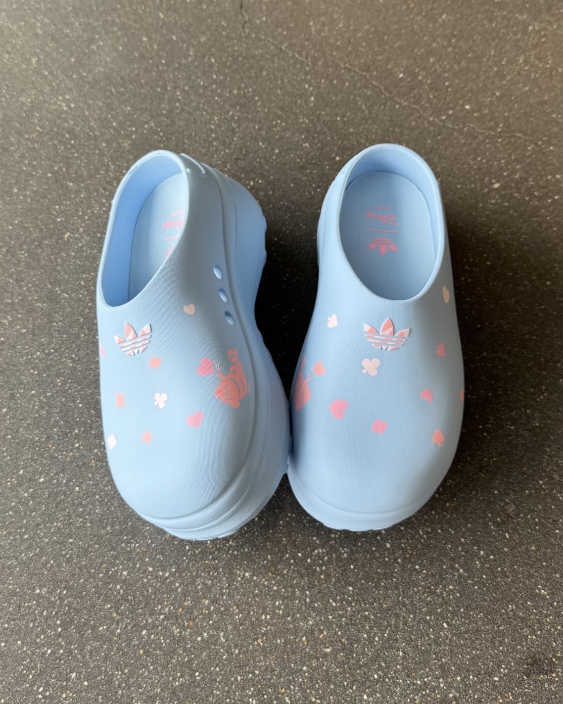 DISNEY 迪士尼 愛麗絲的夢遊仙境 X ADIDAS ADIFOM STAN MULE 柴郡貓 妙妙貓 寶寶藍 廚師鞋 穆勒鞋 懶人鞋 拖鞋 涼鞋 女鞋 KH5902 / 預購
