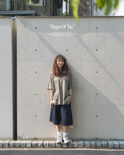 Ordinary 手繪星星標語短Tee