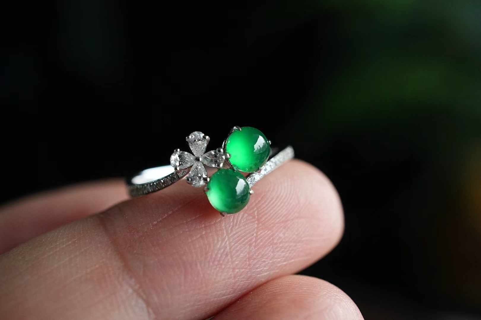 414826 翡翠高冰陽綠雙蛋戒指