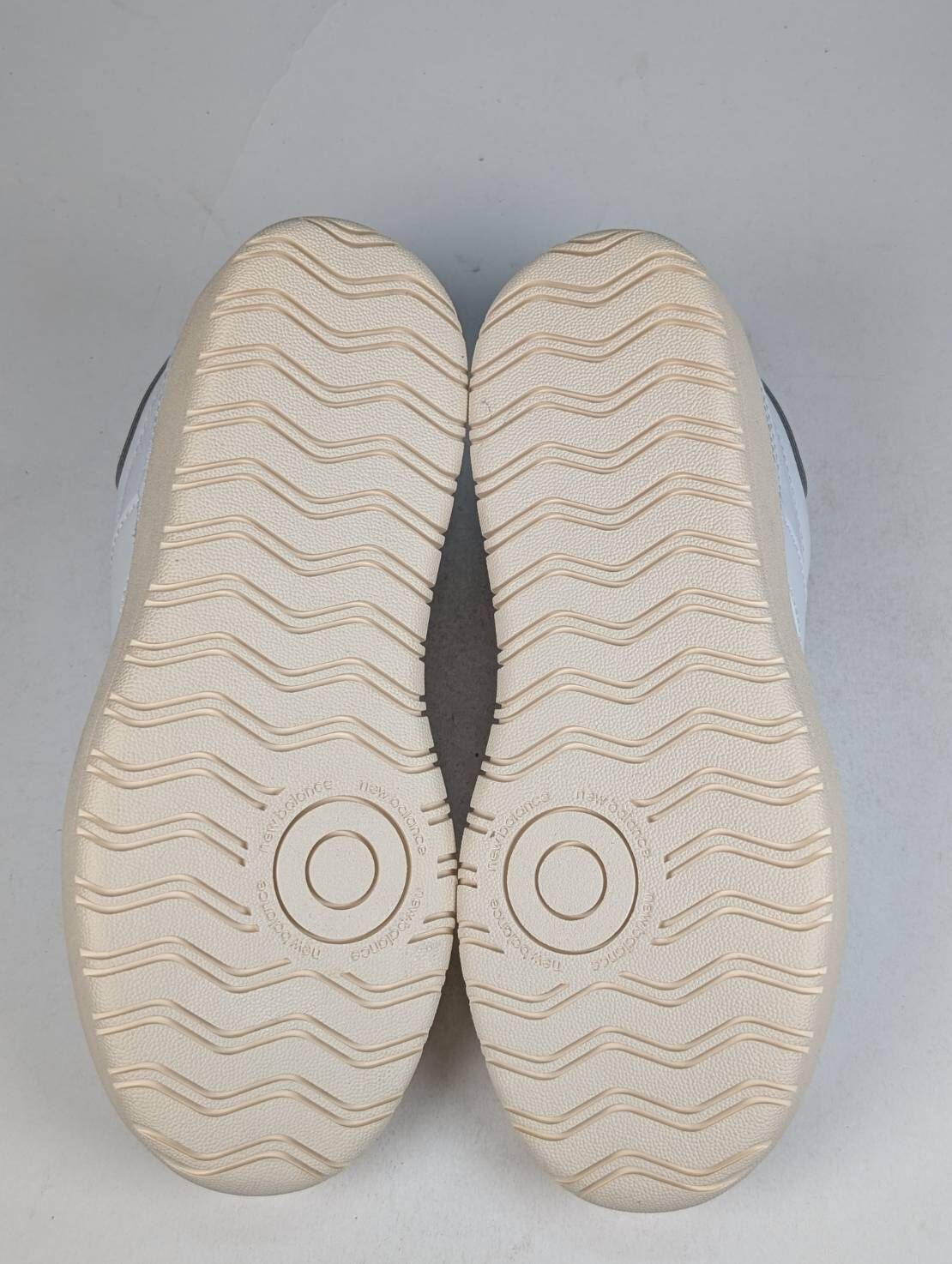 微瑕疵-鞋盒破損左右腳色差 CT302LC 4.5 New Balance CT302 White NB 厚底 復古鞋 白紫 女款