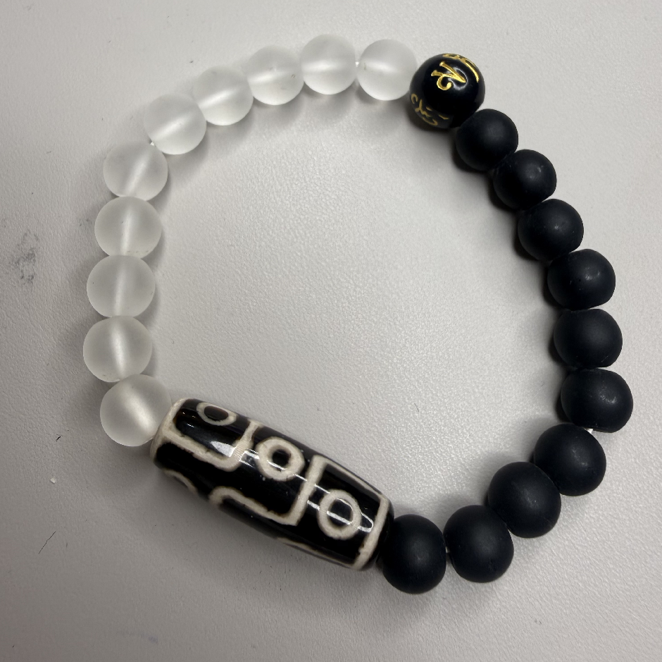 SK29 黑白琉璃九眼手串 (D13)