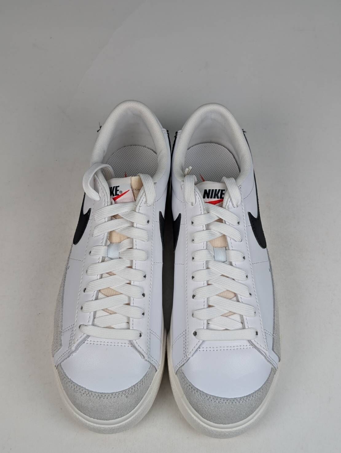 微瑕疵-左右腳後跟泛黃左腳內側磨損 DJ0292-101 W8.5 NIKE BLAZER LOW 奶油白 黑白 經典 厚底 增高 女鞋