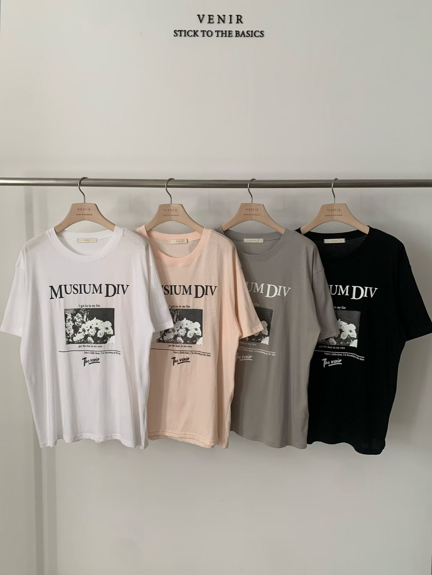 VR6122 美式圖案寬鬆Tee