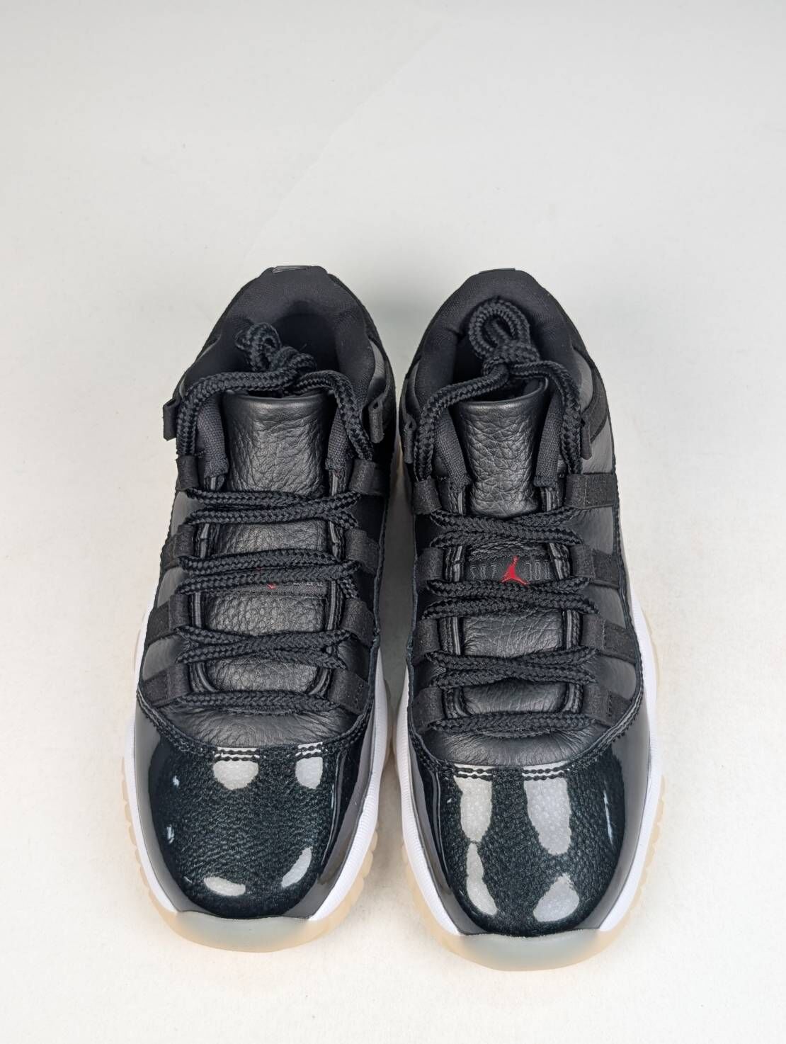 微瑕疵-左右腳鞋底泛黃鞋標發霉 528896-001 5Y Air Jordan 11 Low GS " 72-10 " 經典 籃球鞋 女款