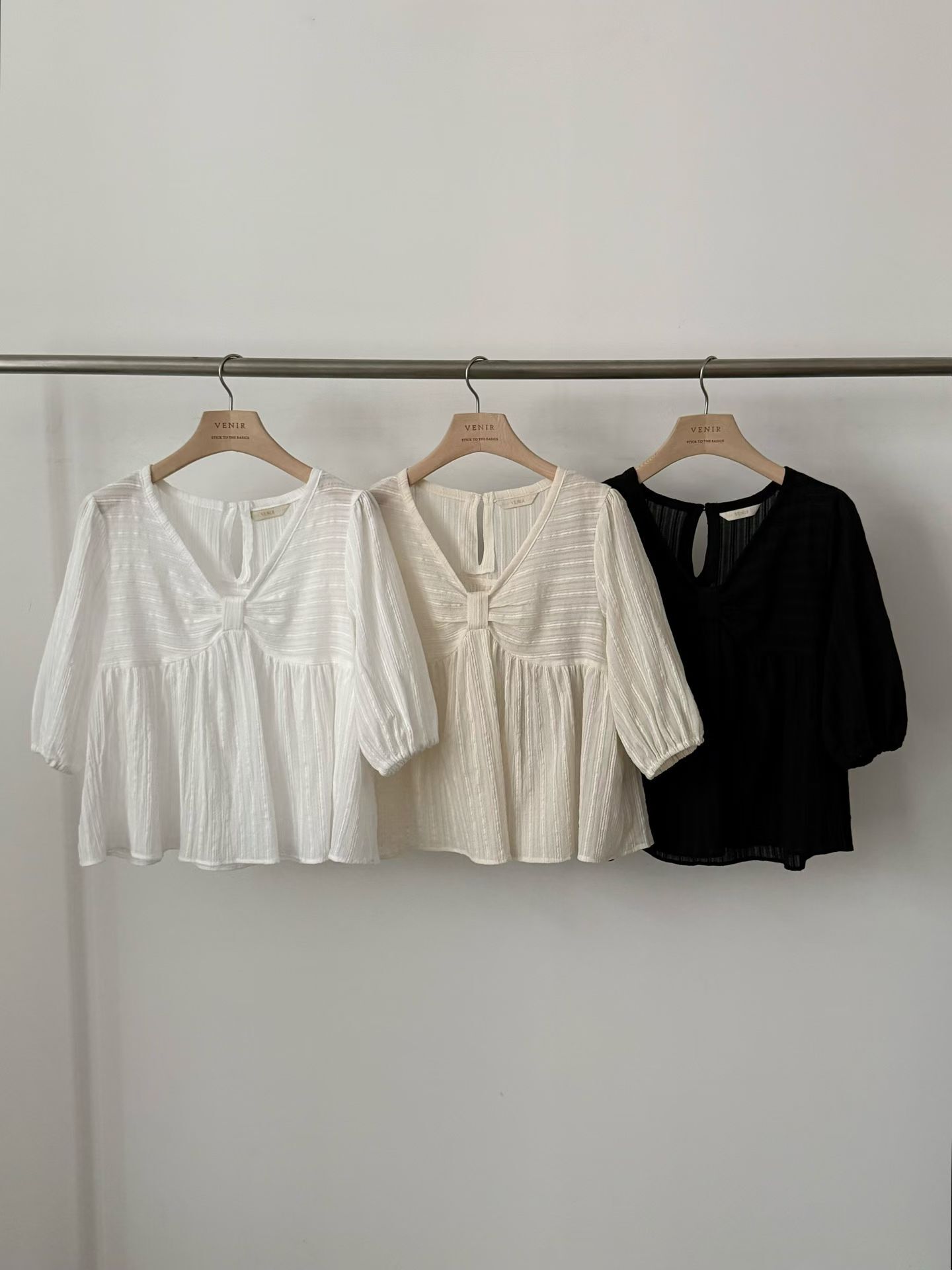 VR6138 蝴蝶結領飄飄上衣