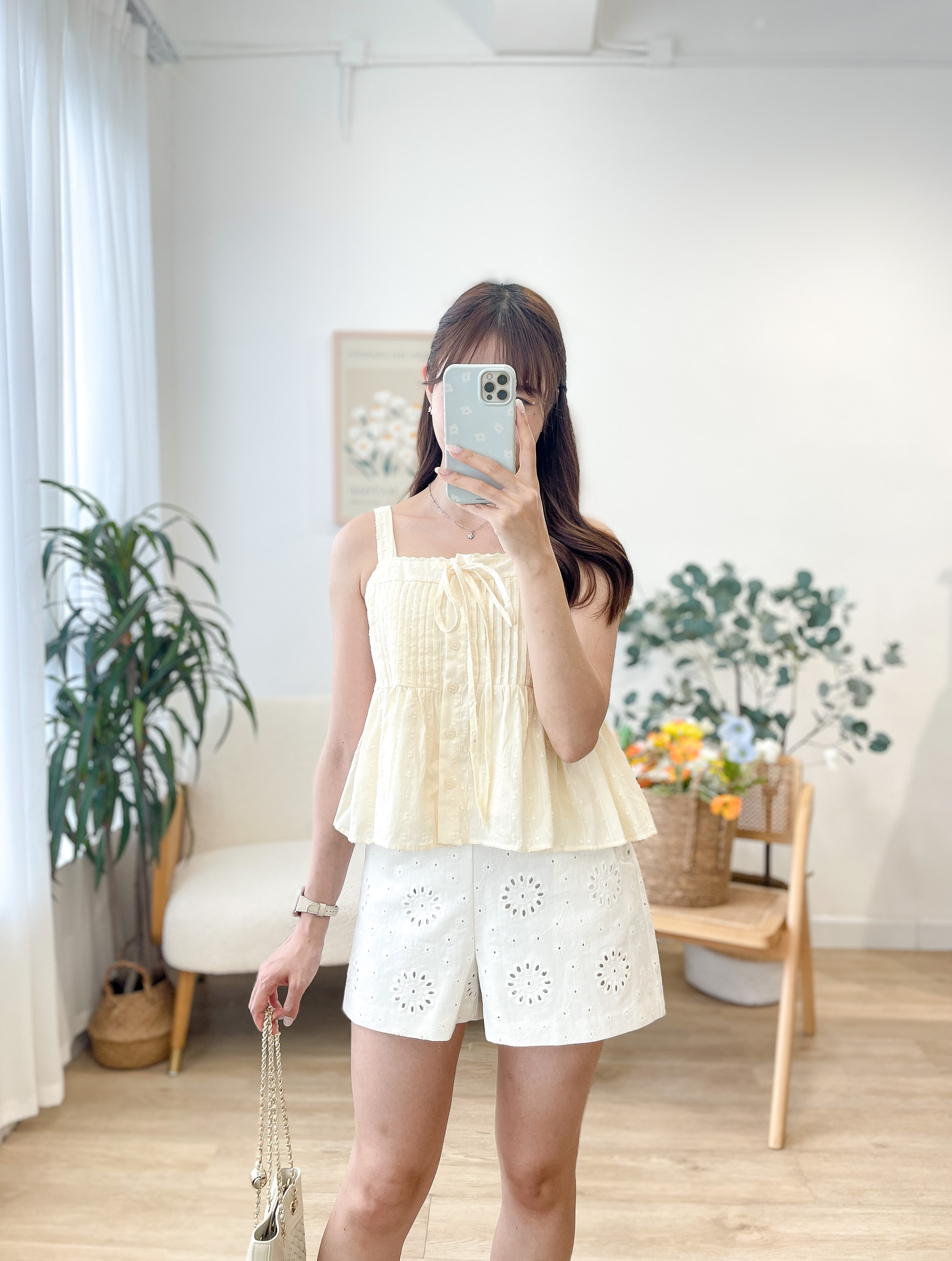 T1526 Lumière Strapped Cami Top