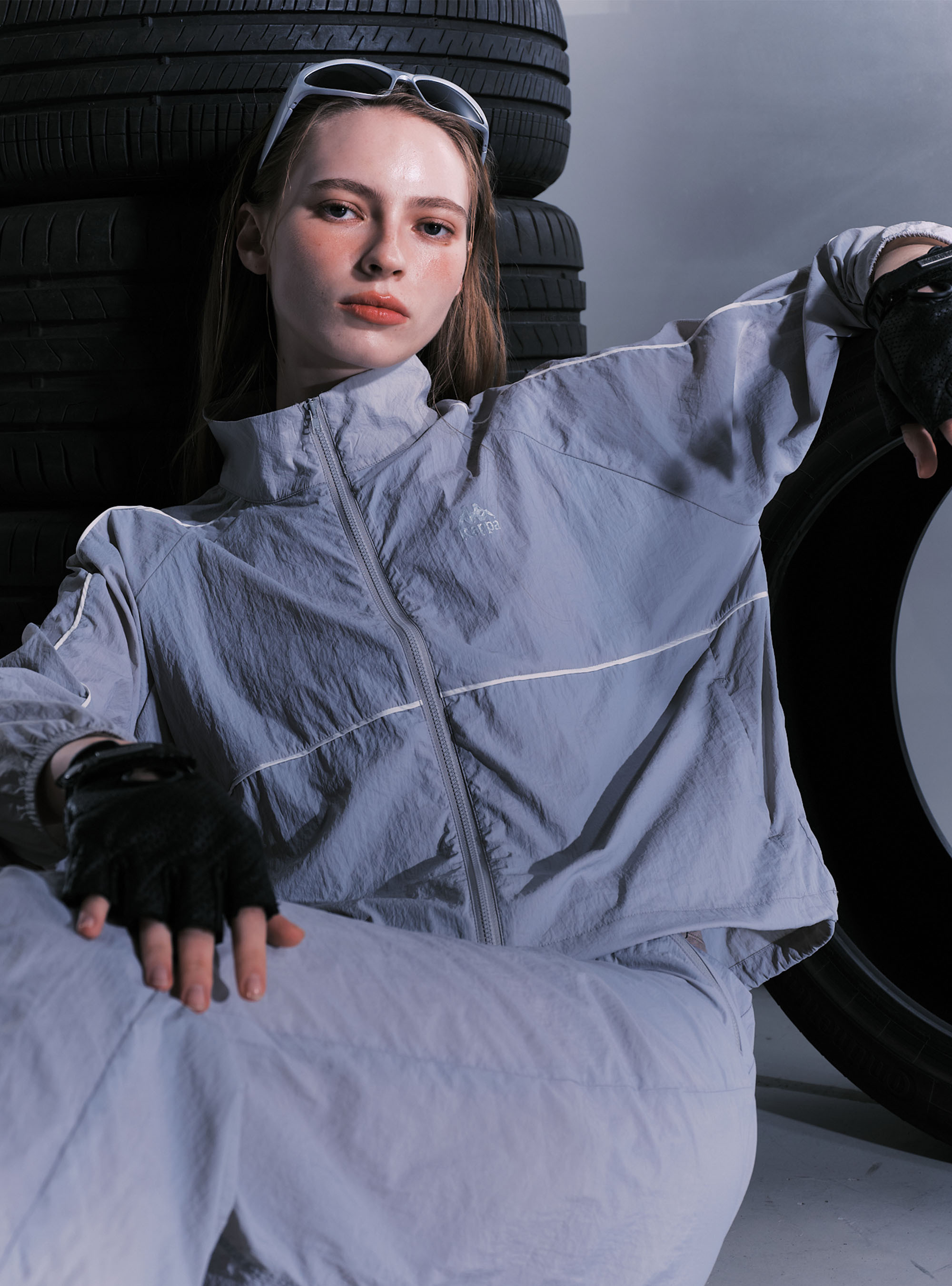 女款 滾線抗UV防潑水立領風衣外套