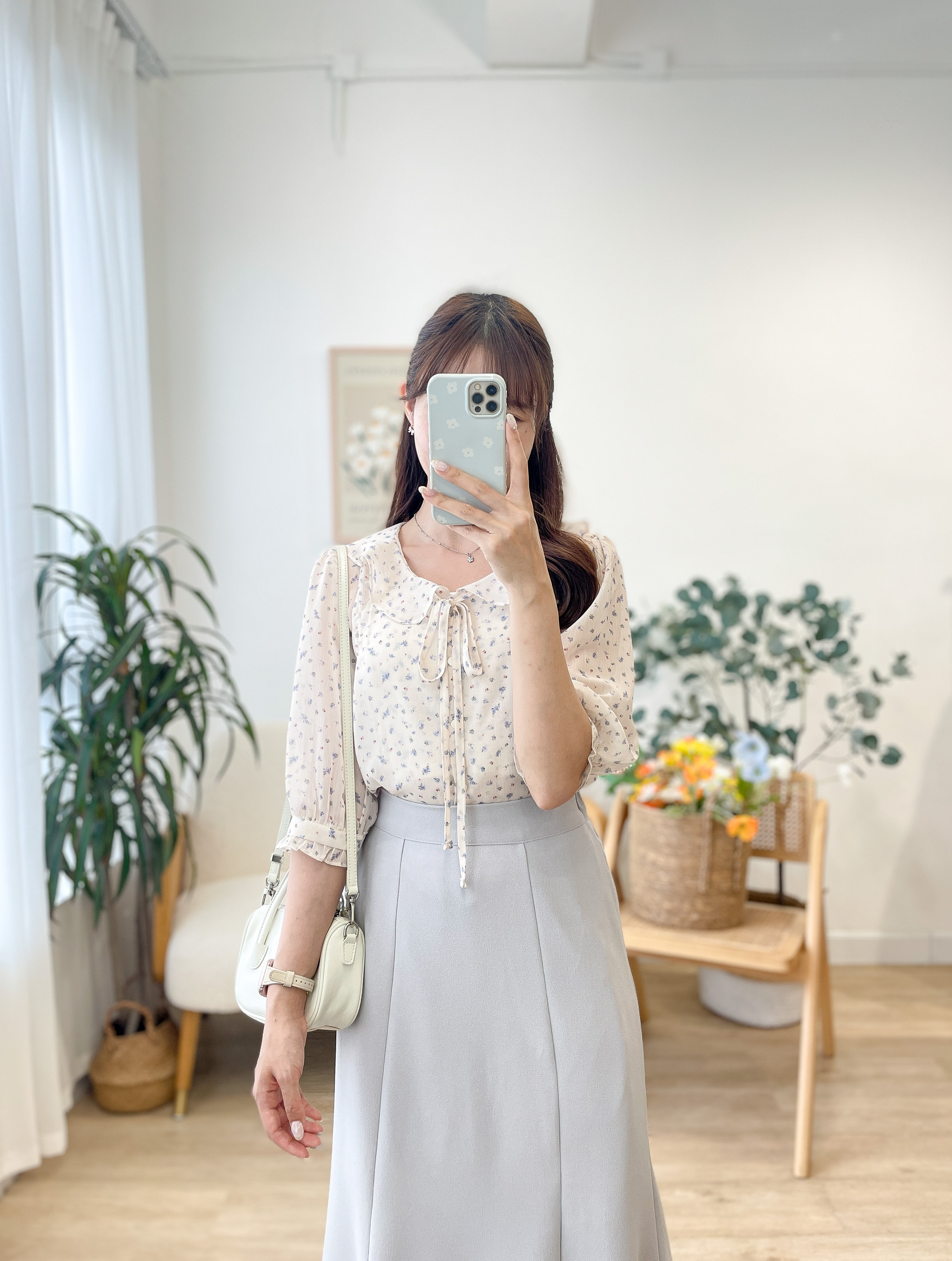 T1520 Chloé Retro Floral Blouse