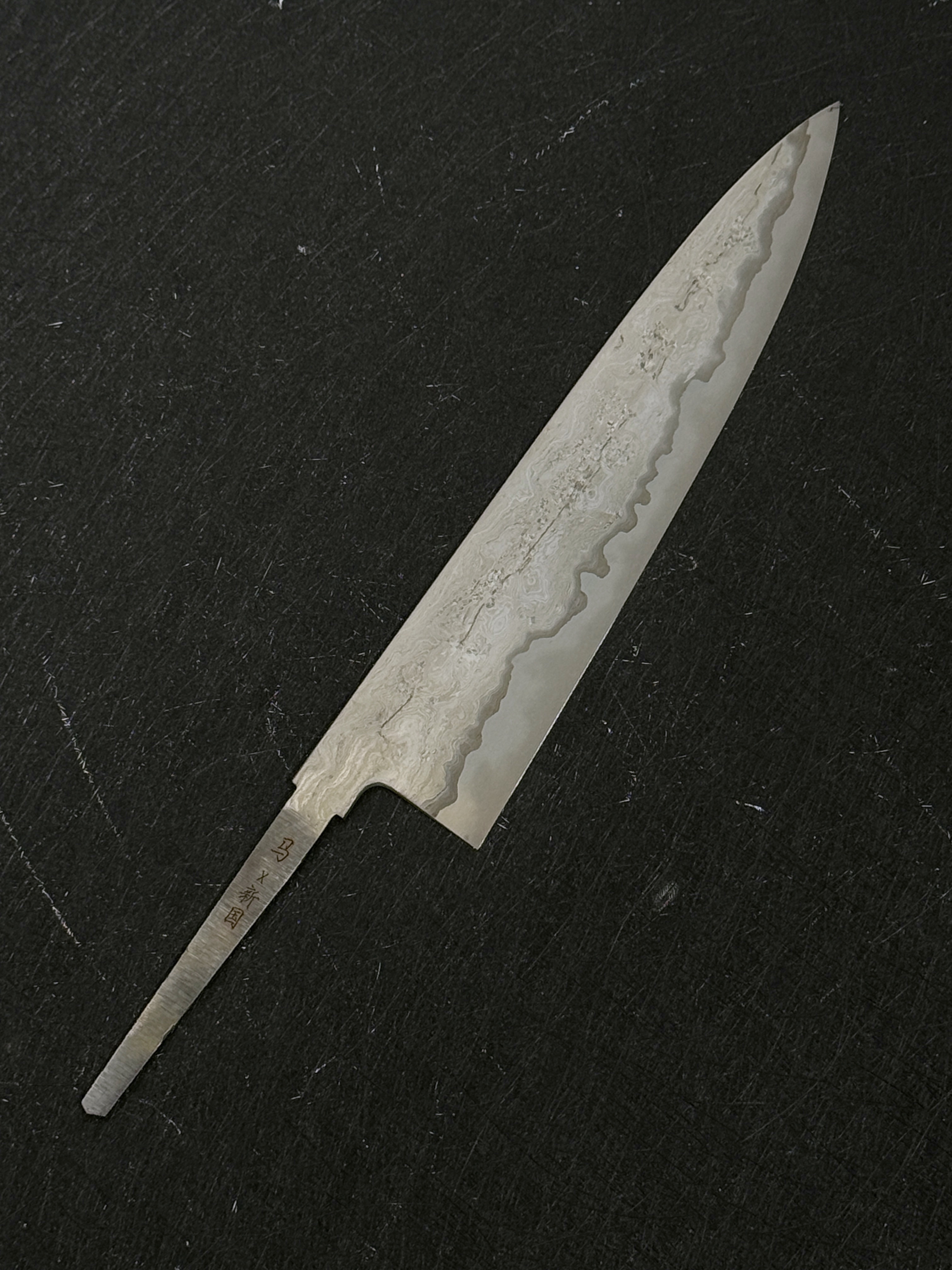 Xinguo x Makaida Blue2 Wrought Iron Damascus Gyuto