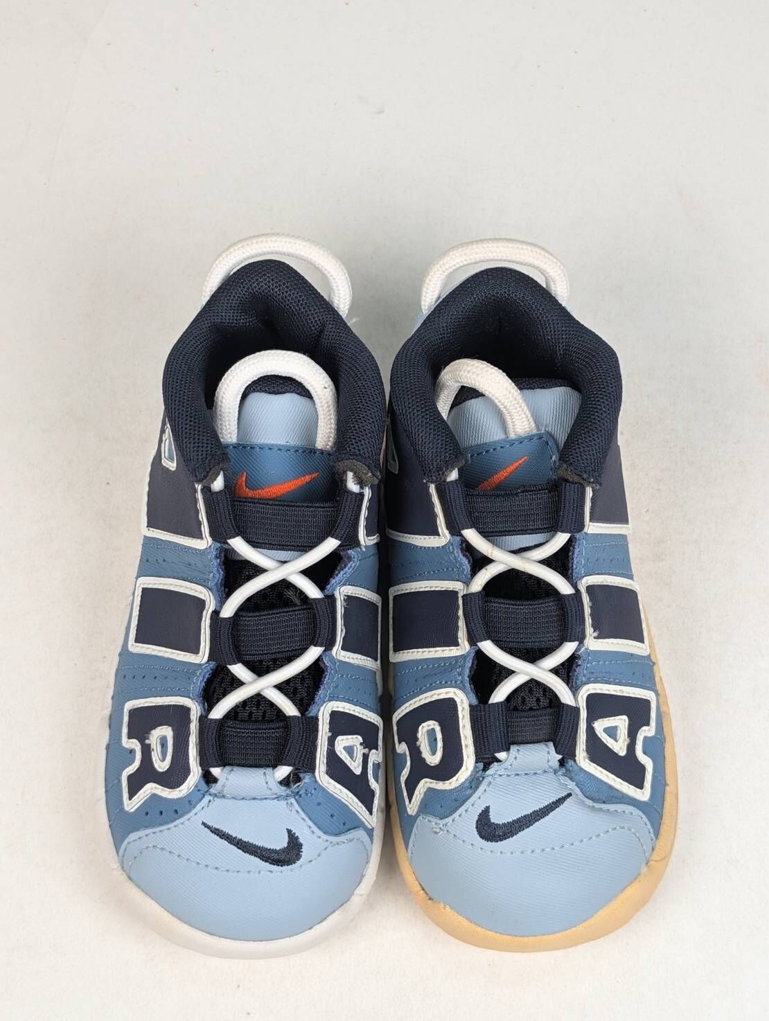 微瑕疵-左腳鞋底中底泛黃 CK0825-404 8C  Air More Uptempo BT Denim牛仔鞋面 小童鞋