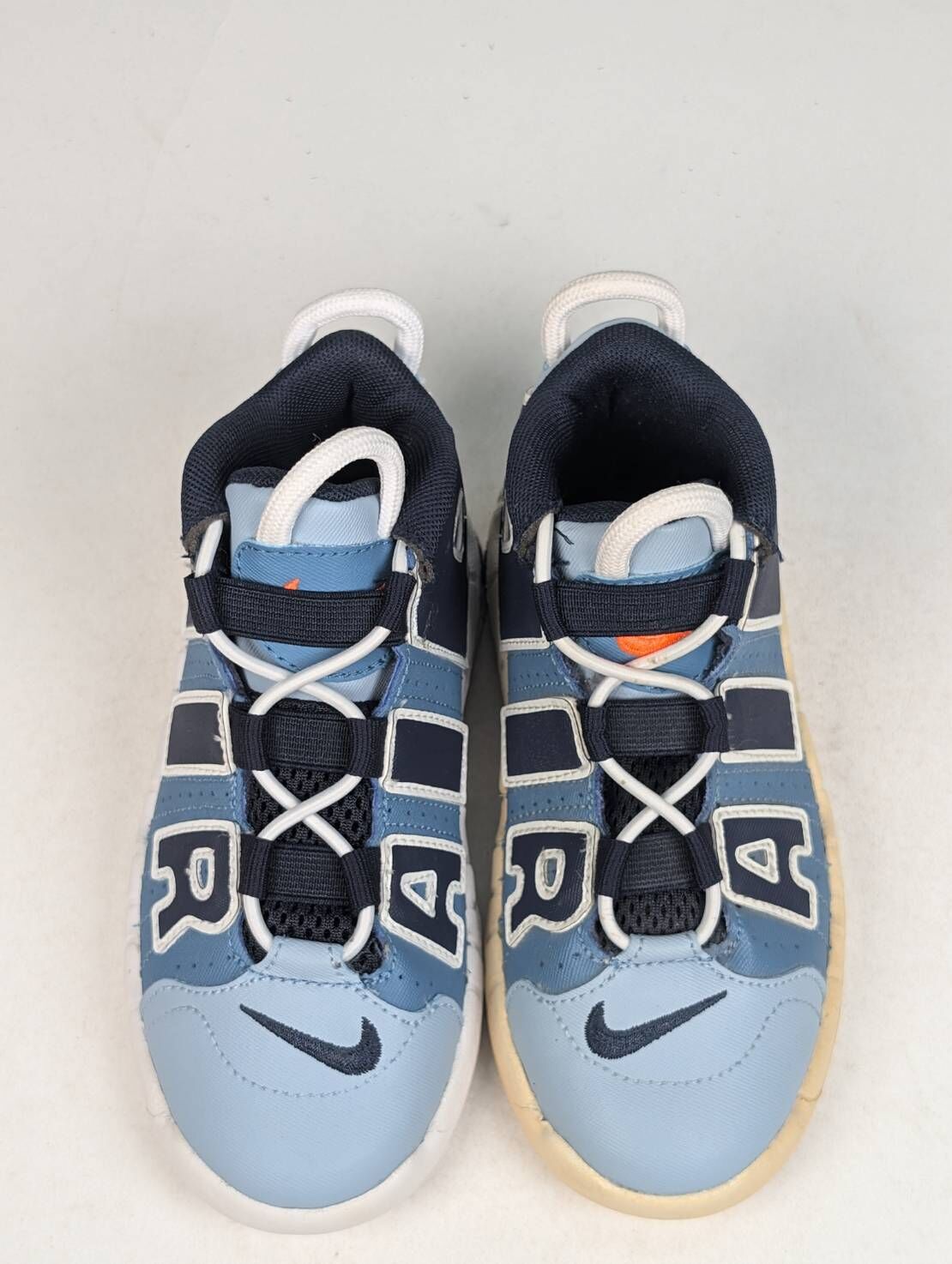 微瑕疵-左腳中底鞋底泛黃 CK0825-404 10C Air More Uptempo BT Denim牛仔鞋面 小童鞋