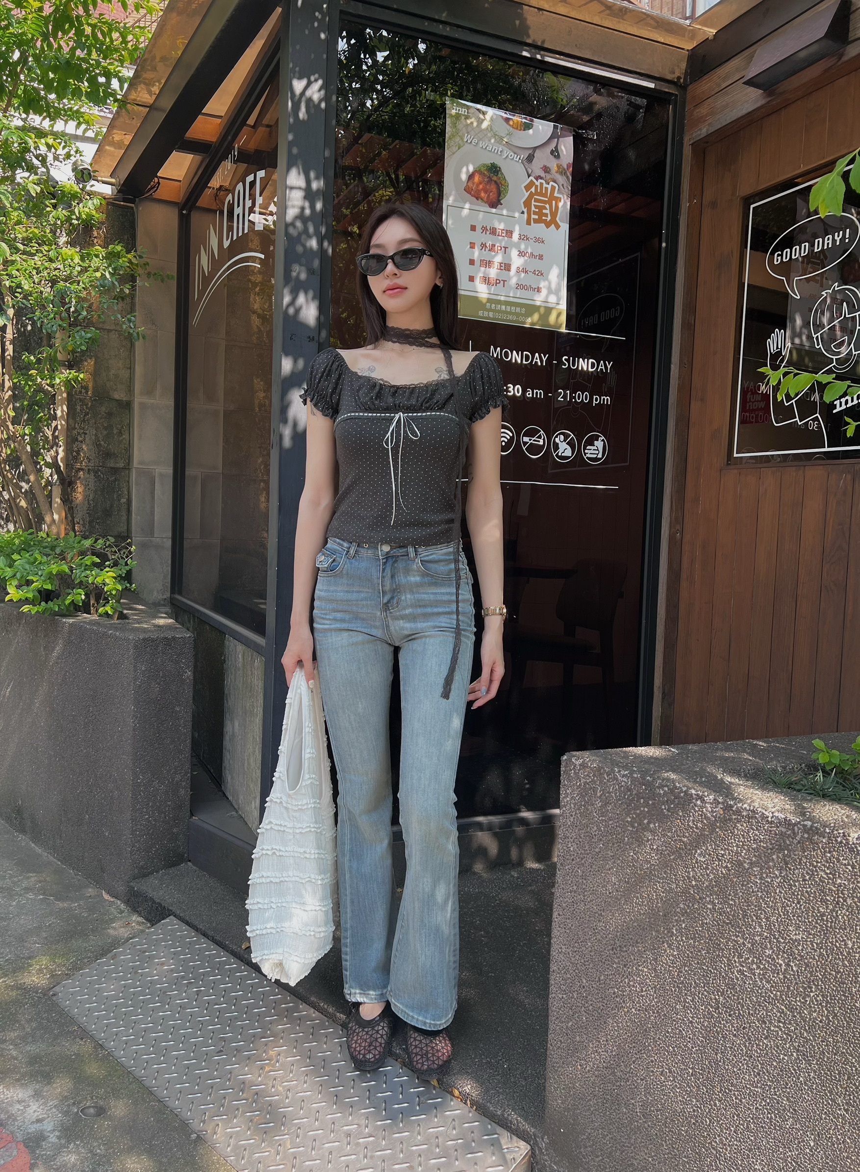 點點公主袖蕾絲綁勃上衣