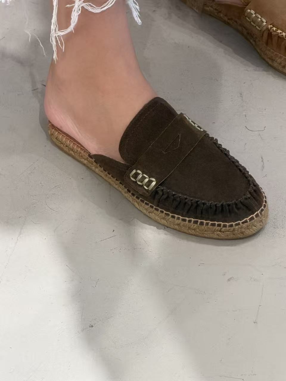 26019/CAM/263 MORO -M