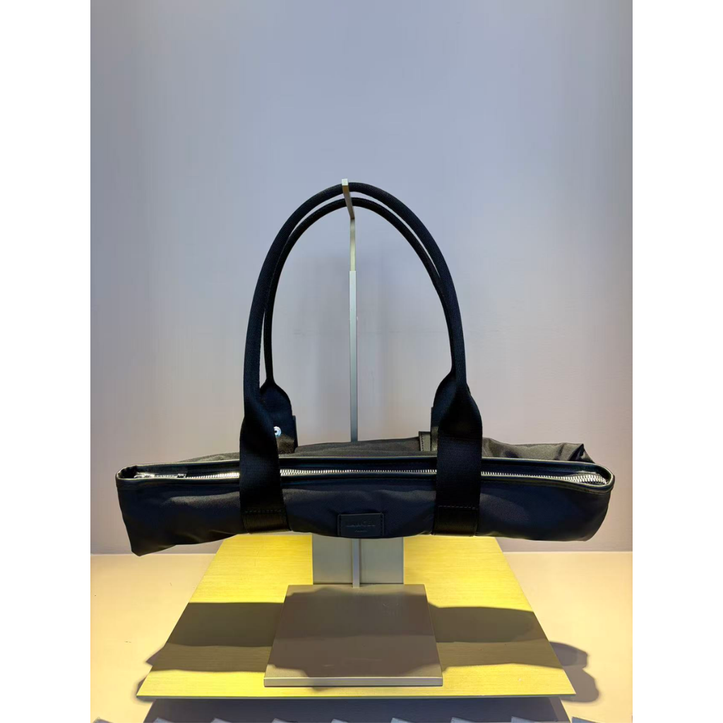 FRA-GGG0428-635 Mistral M A13995 Black (A36)