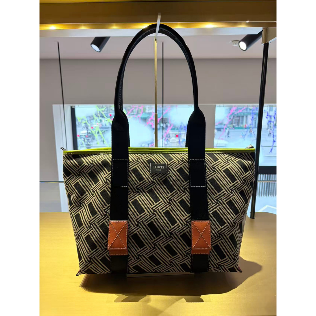 FRA-GGG0428-649 Mistral Animation A13997 (A50)