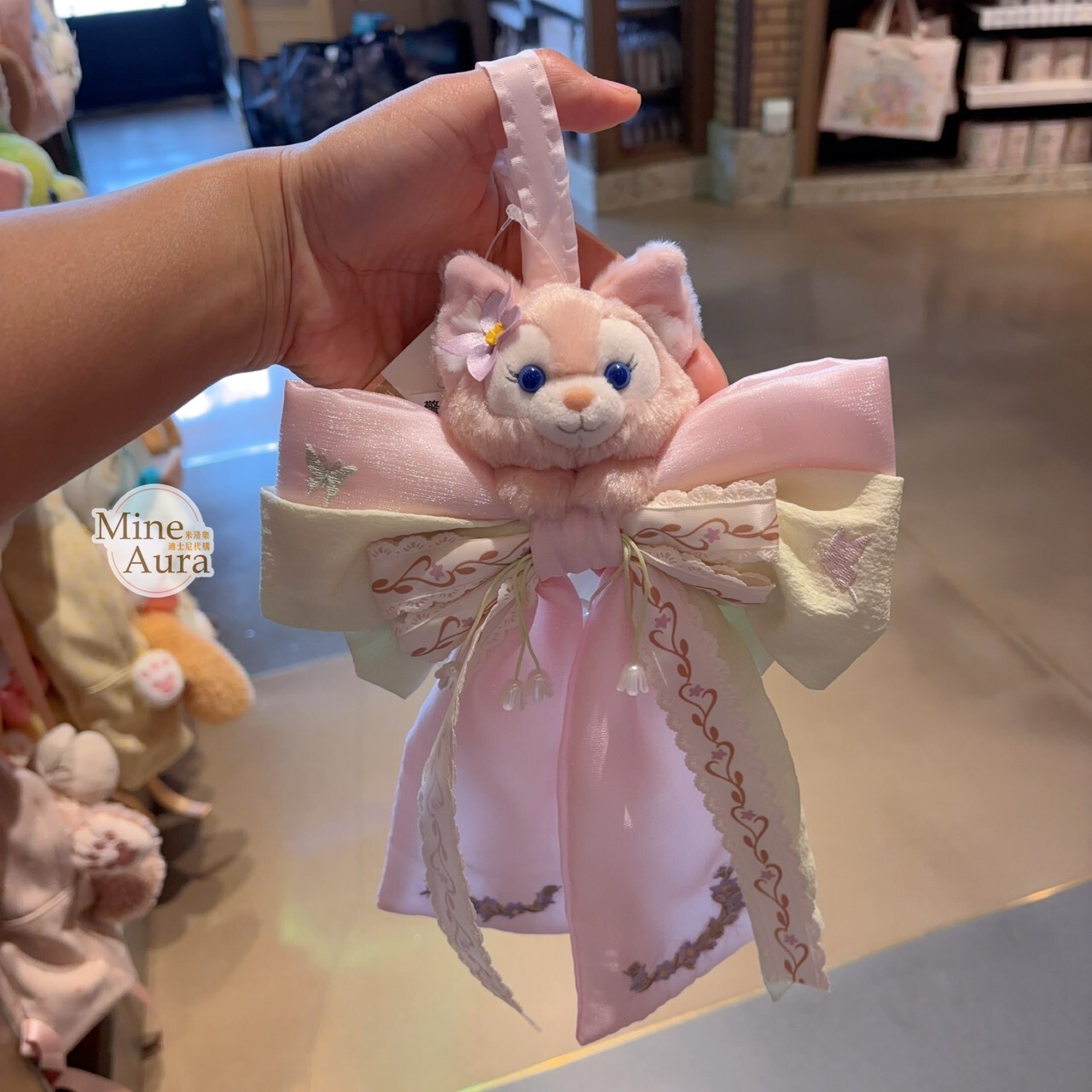 玲娜貝兒 Lina bell 絨毛大頭 蝴蝶結造型 掛飾 擺飾品 -上海迪士尼樂園