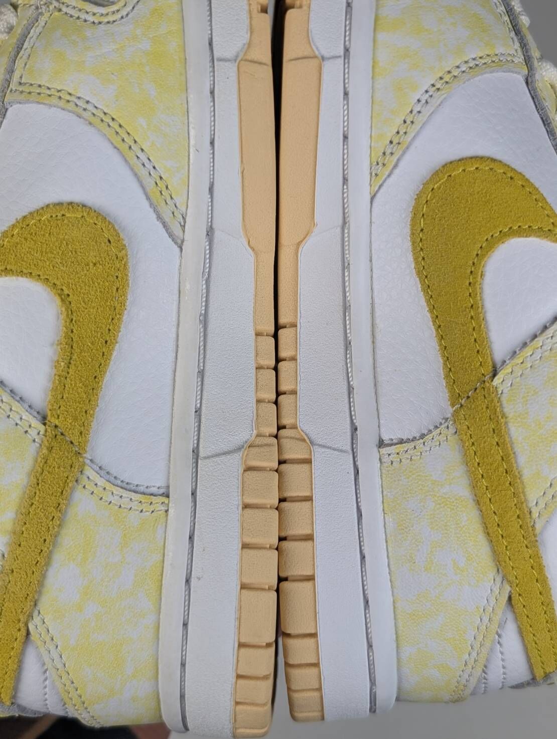 微瑕疵-左腳中底鞋帶泛黃 DM9467-700 W5 Nike Dunk Low '' Yellow Strike '' 檸檬黃 女款