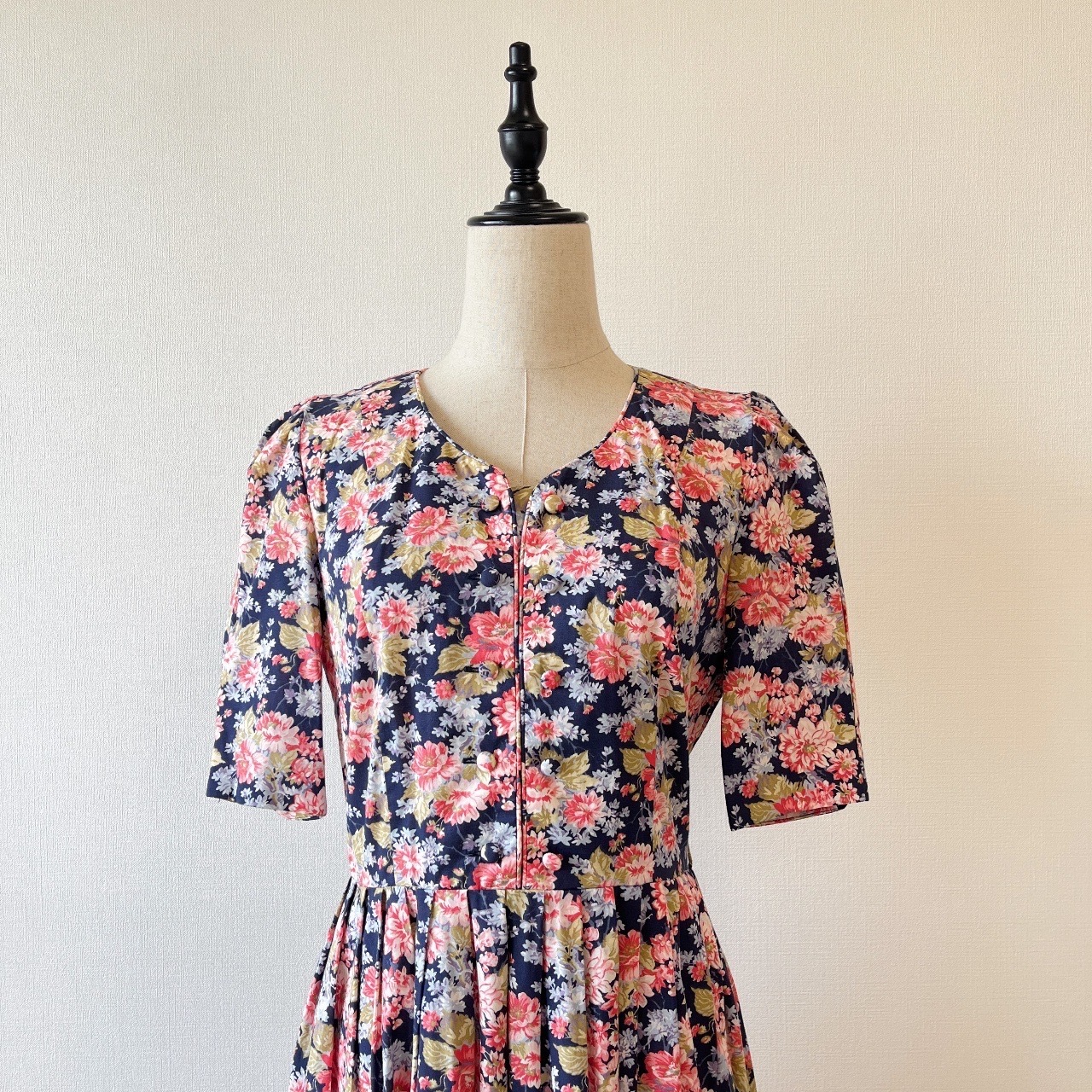 Laura Ashley日本製深藍色古著花卉連身裙