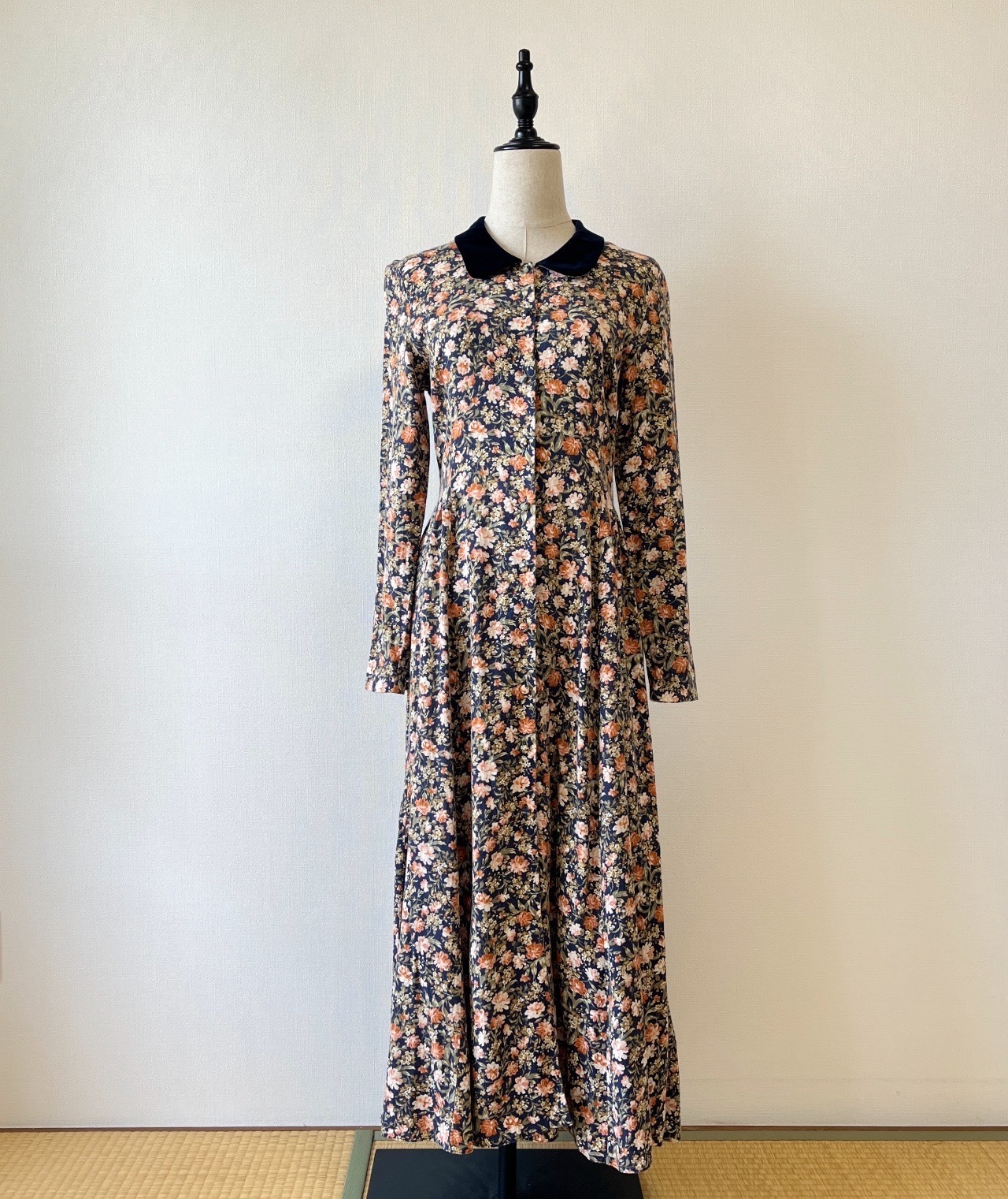 Laura Ashley英國製絲絨領古著花卉連身裙