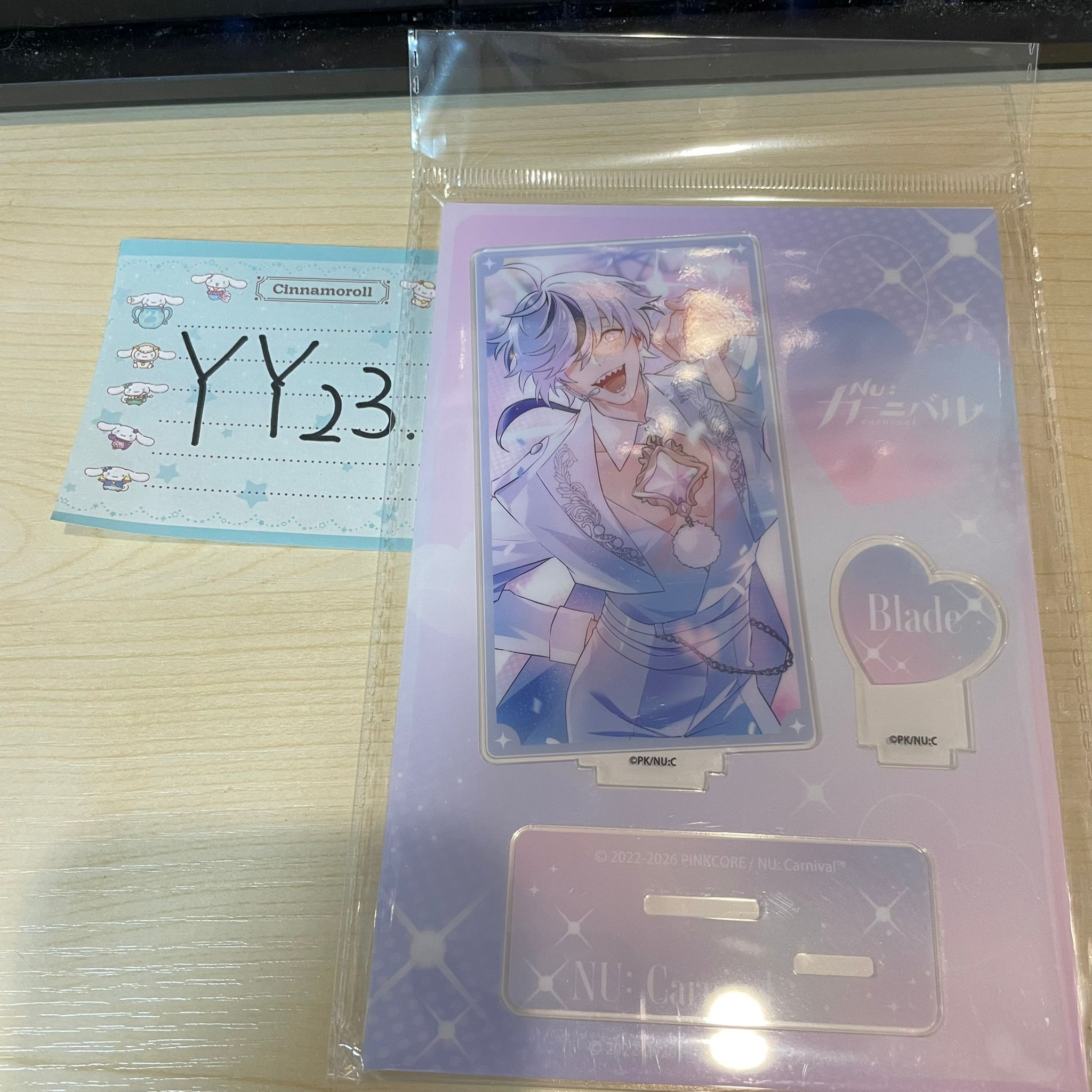 新世界狂歡 布儡 立牌 #YY23