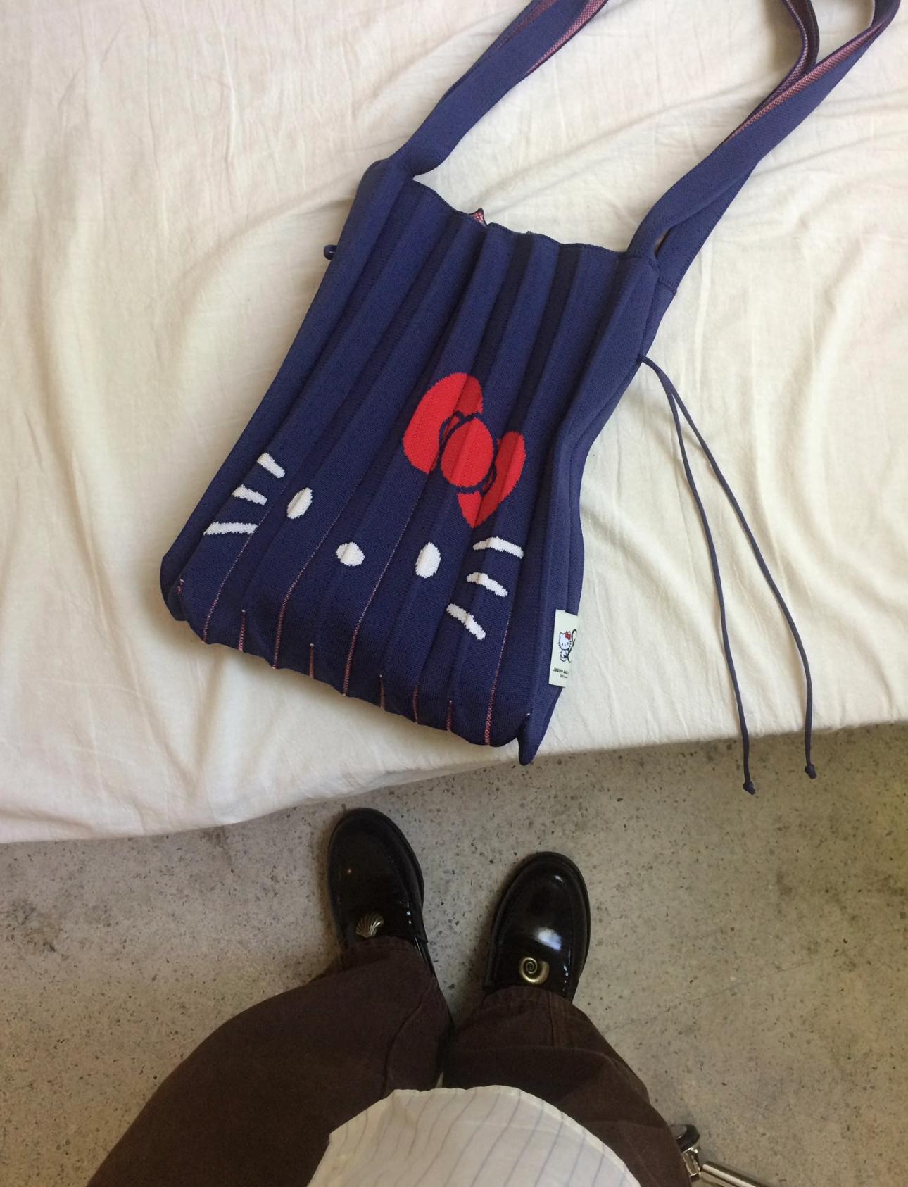 【 5/1收單 】JOSEPH AND STACEY 針織百褶包M號 - Hello Kitty 聯名限定版