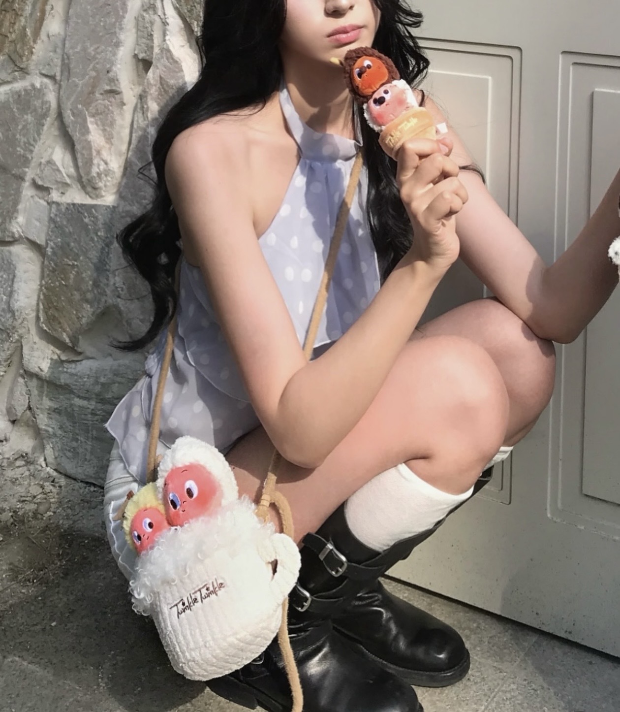 POP MART 泡泡瑪特星星人 歡迎來到月球表面系列 阿芙佳朵咖啡斜挎包