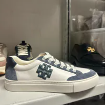 [S] TORY BURCH TORY BURCH COLOR BLOCK SNEAKERS, PERFECT NAVY/CALCITE, 161131-400 (STB753)