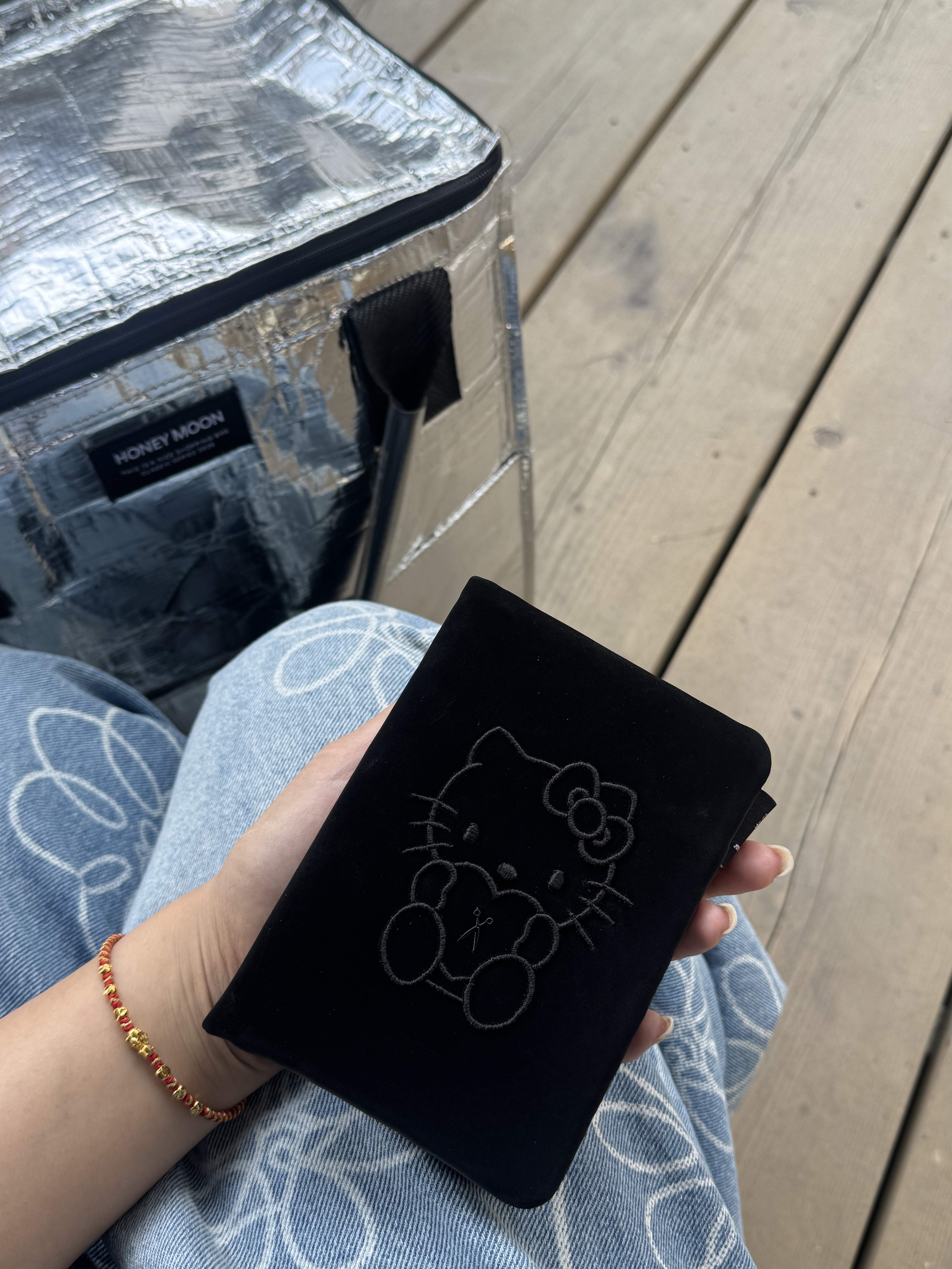 【 5/1收單 】JOSEPH AND STACEY 旅遊護照套 - Hello Kitty 聯名限定版