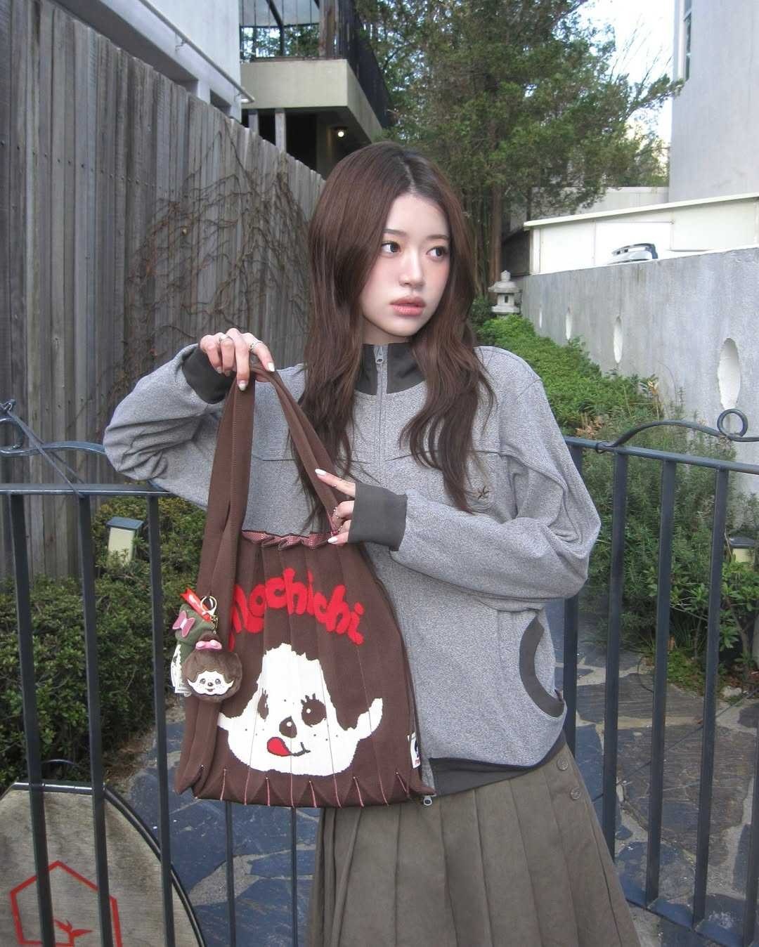 【 5/1收單 】JOSEPH AND STACEY 幸運百褶針織包 (L) - Monchhichi 聯名限定版