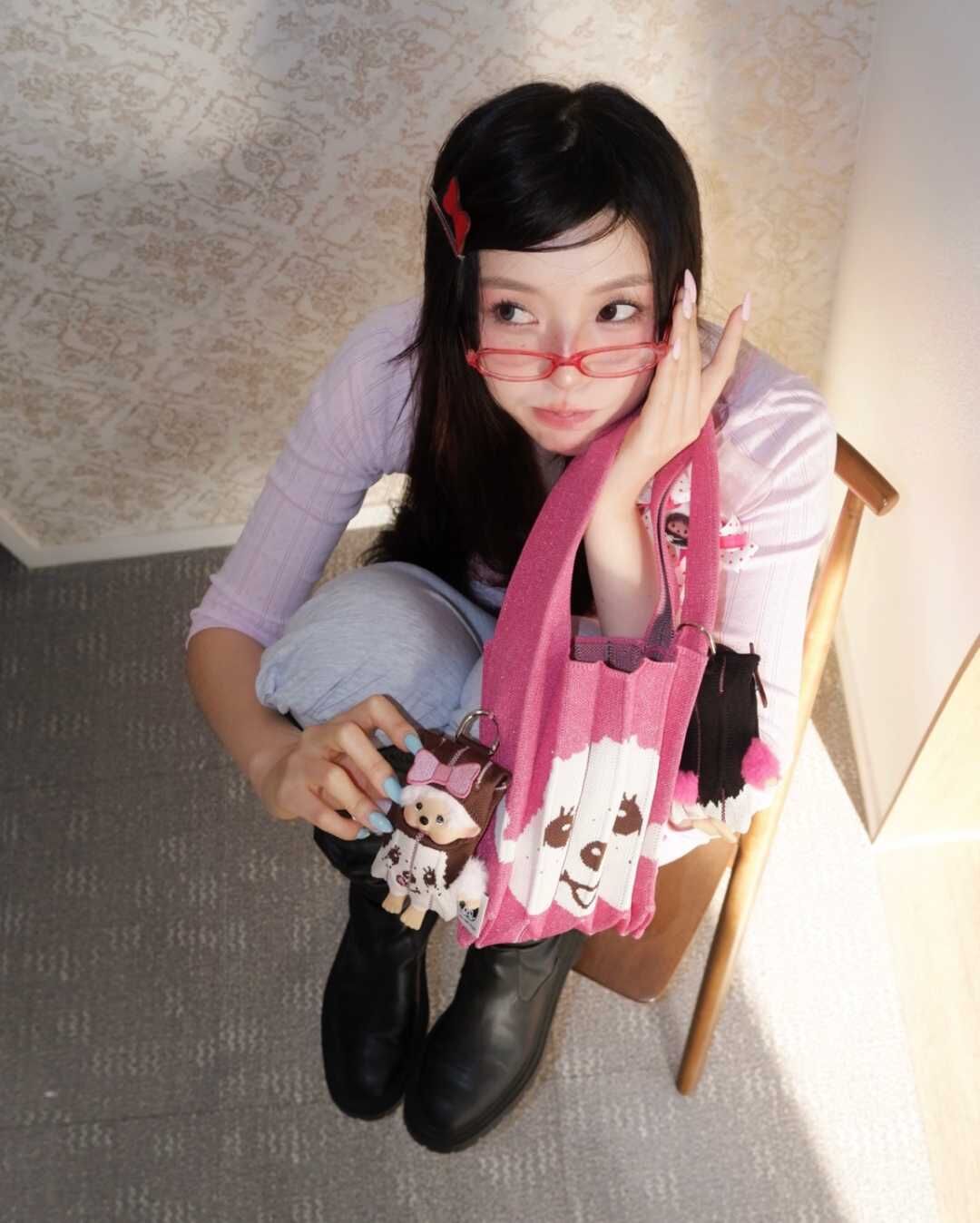 【 5/1收單 】JOSEPH AND STACEY 幸運百褶針織包 (S) - Monchhichi 聯名限定版