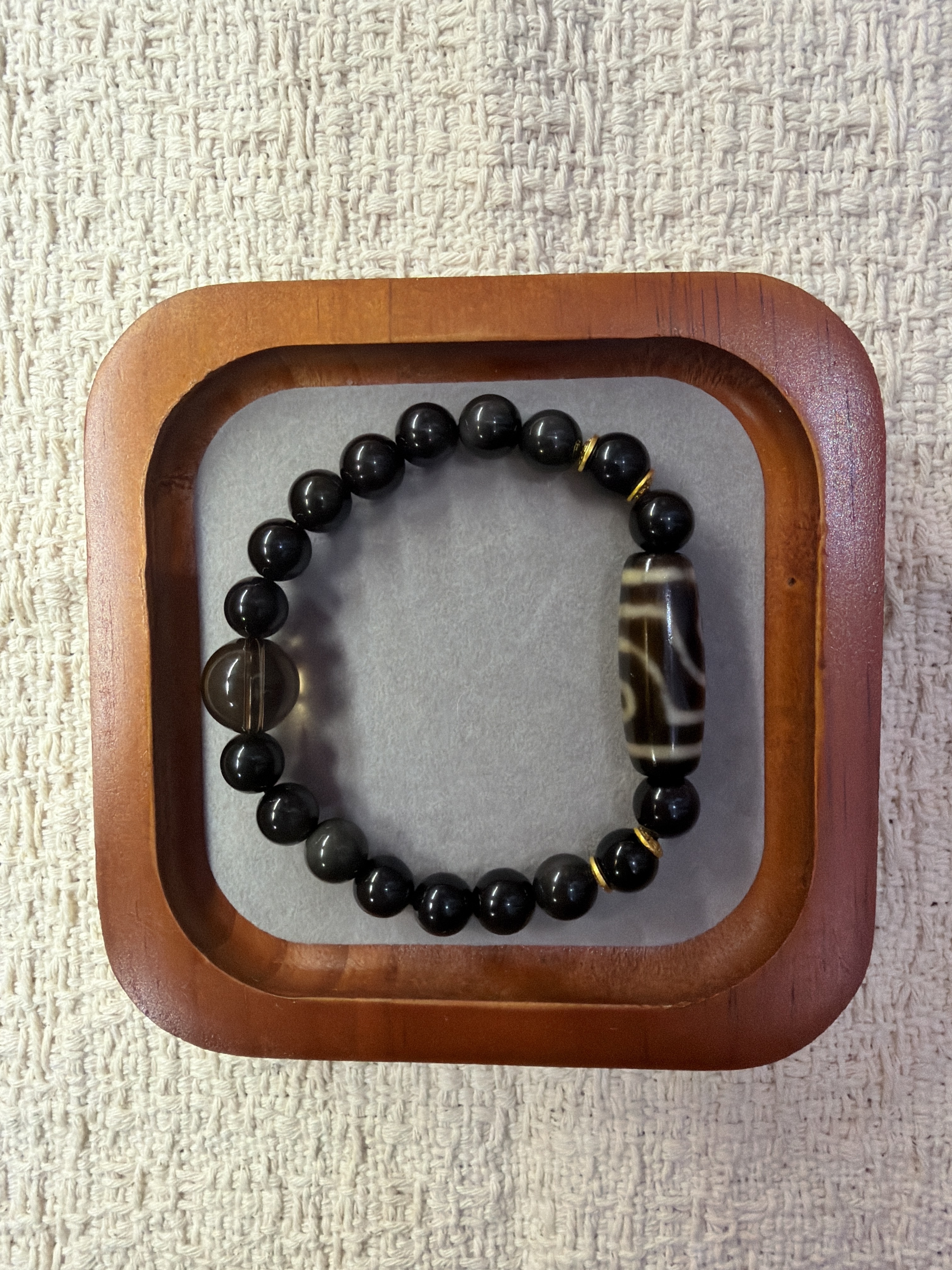 SK63 黑耀石兩眼手串 (D73)