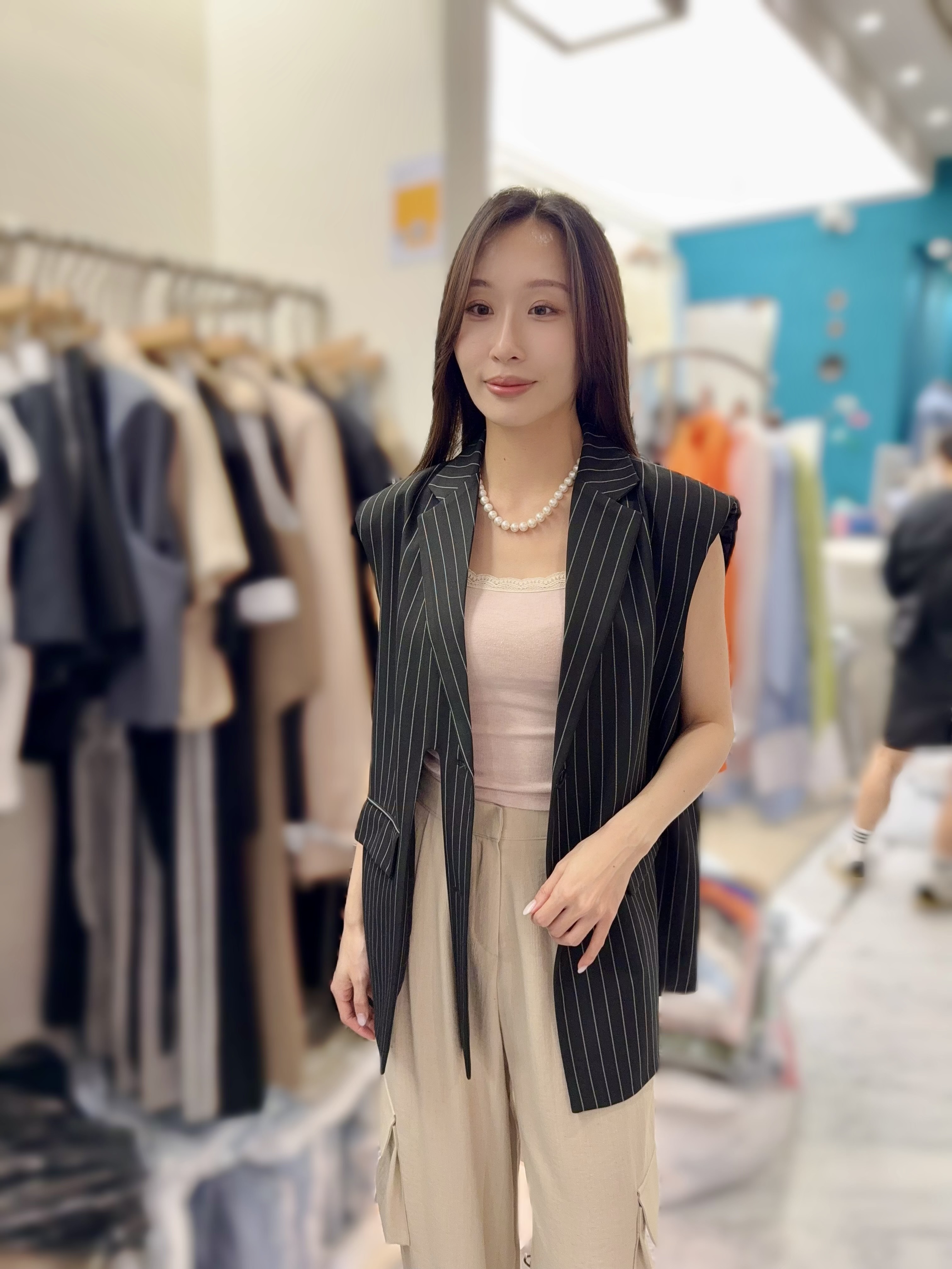 SU15 胸44  長 28  $679 (一口價)